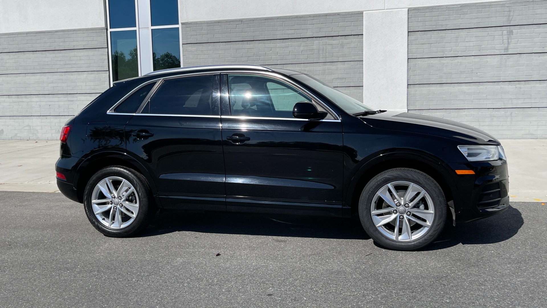 Used 2016 Audi Q3 PREMIUM PLUS / LEATHER / BACKUP CAMERA / HOMELINK / SIRIUS XM / AWD for sale Sold at Formula Imports in Charlotte NC 28227 6