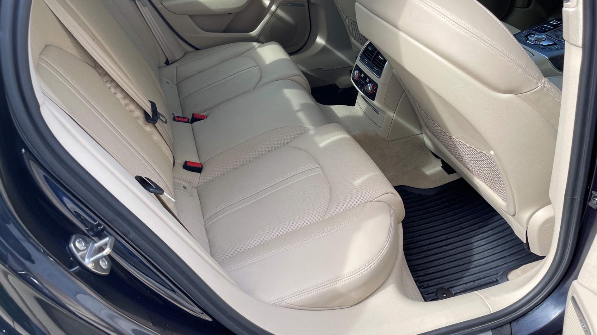 Used 2018 Audi A6 PRESTIGE / CONTOUR FRONT SEATS / MASSAGE / SUNROOF / LEATHER / AWD for sale $38,395 at Formula Imports in Charlotte NC 28227 18