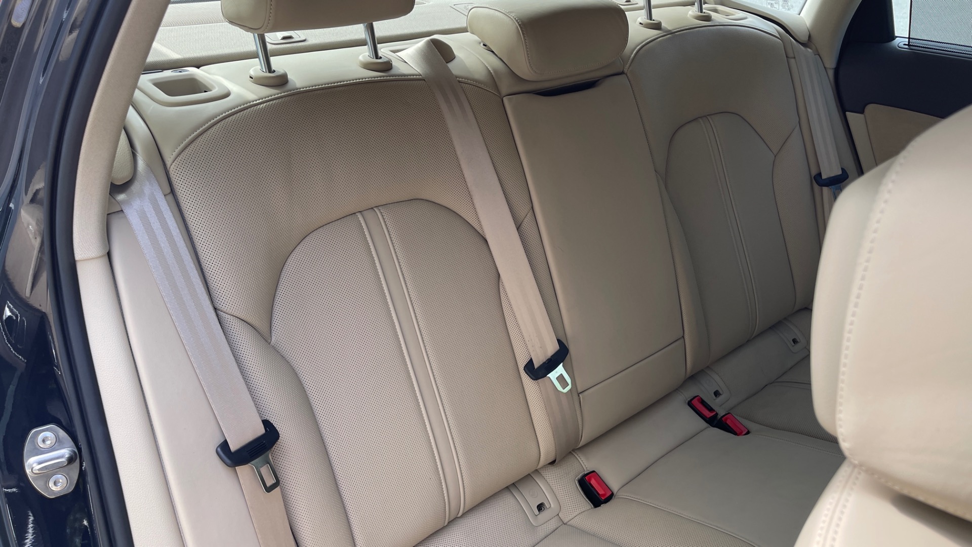 Used 2018 Audi A6 PRESTIGE / CONTOUR FRONT SEATS / MASSAGE / SUNROOF / LEATHER / AWD for sale $38,395 at Formula Imports in Charlotte NC 28227 35