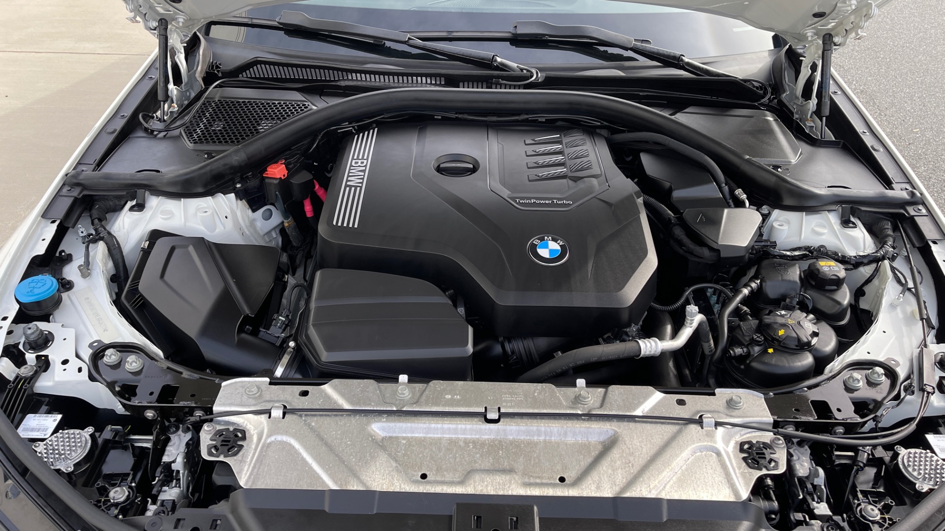 Used 2020 BMW 3 Series 330i xDrive / CONVENIENCE PACKAGE / HEATED STEERING / 19IN WHEELS / KEYLESS for sale $35,795 at Formula Imports in Charlotte NC 28227 17
