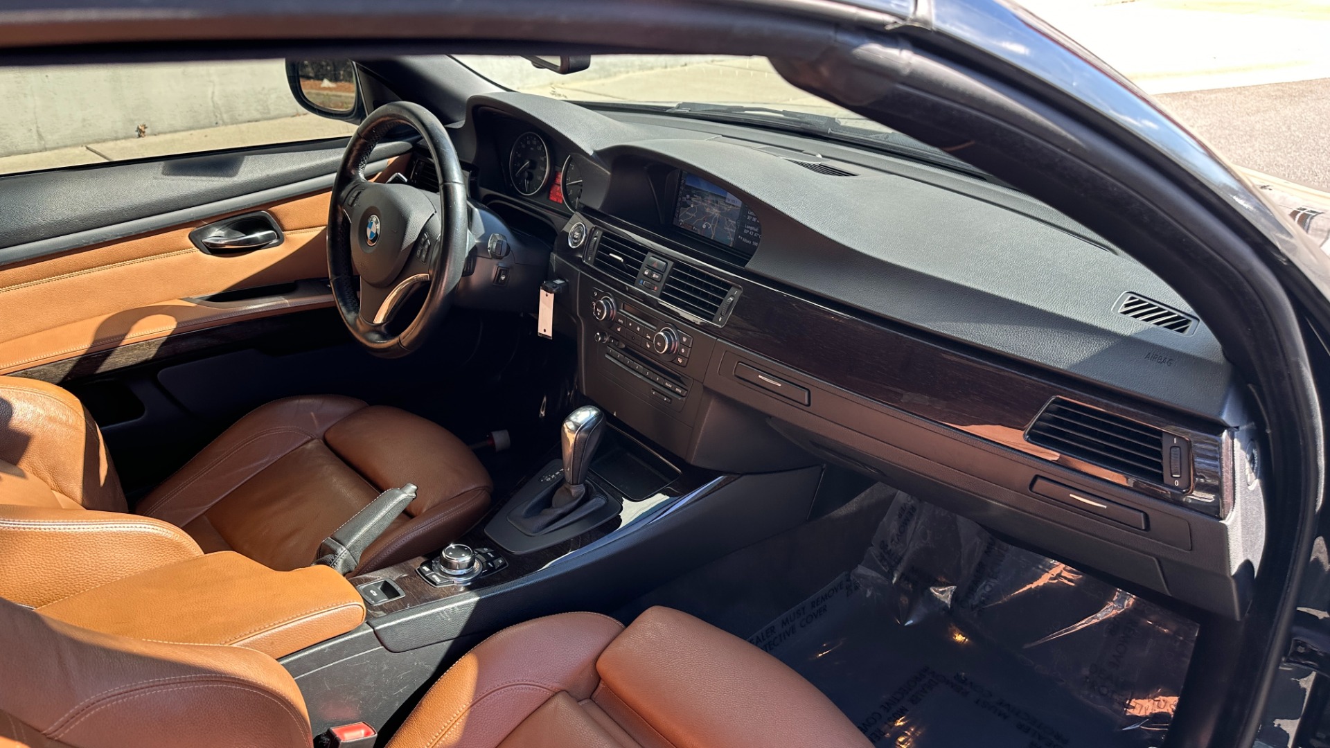 Used 2011 BMW 3 Series 335i / TURBO / HARD TOP CONVERTIBLE / LEATHER / BLACKOUT for sale Sold at Formula Imports in Charlotte NC 28227 27