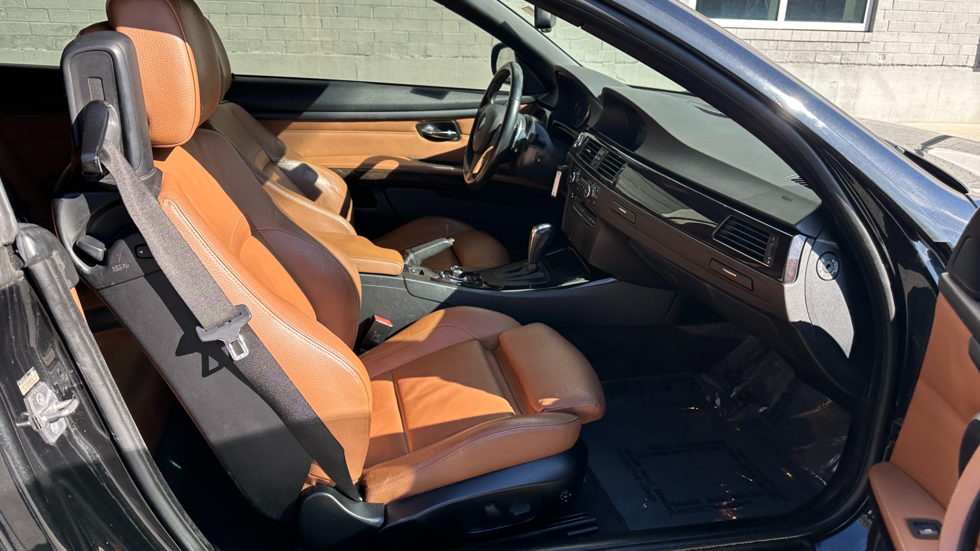 Used 2011 BMW 3 Series 335i / TURBO / HARD TOP CONVERTIBLE / LEATHER / BLACKOUT for sale Sold at Formula Imports in Charlotte NC 28227 29