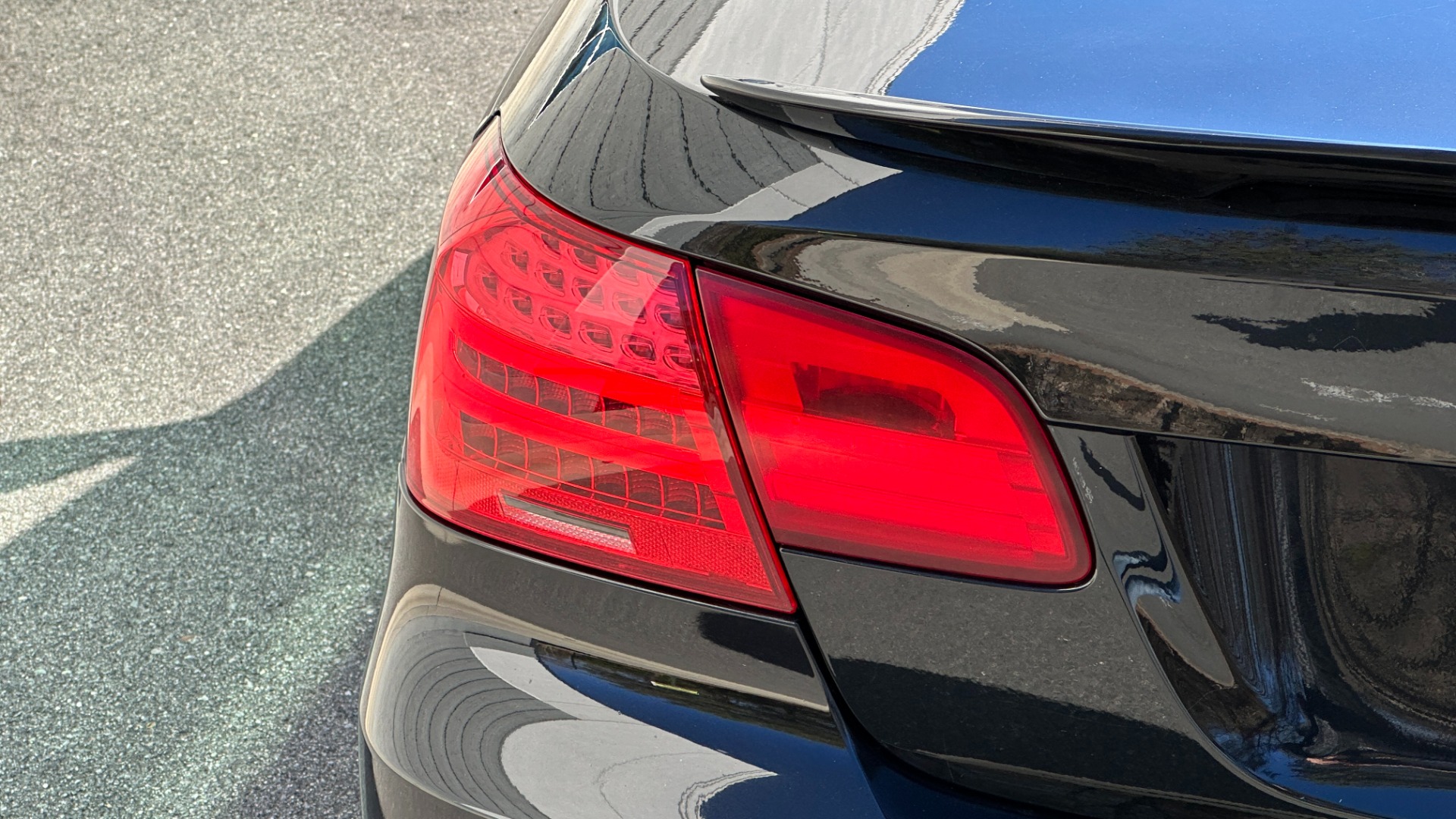 Used 2011 BMW 3 Series 335i / TURBO / HARD TOP CONVERTIBLE / LEATHER / BLACKOUT for sale Sold at Formula Imports in Charlotte NC 28227 31