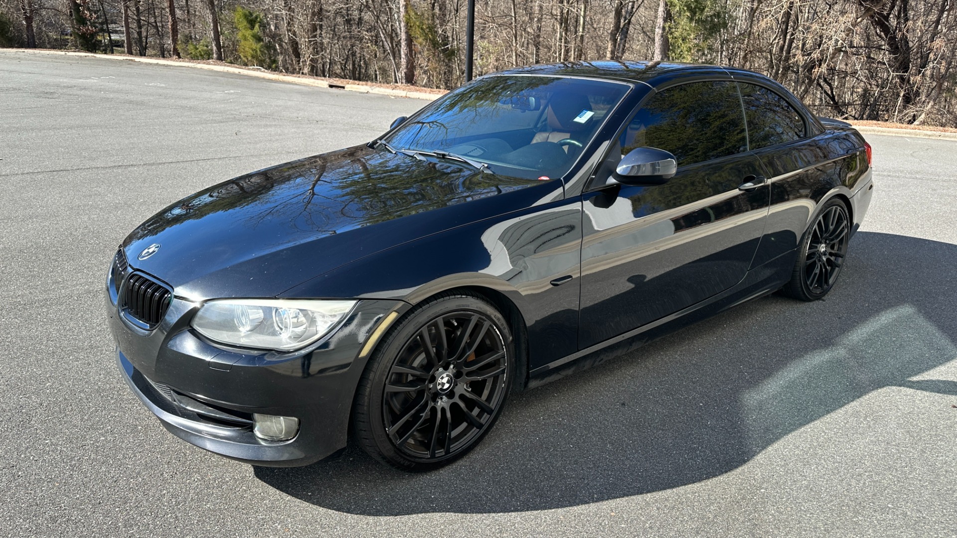 Used 2011 BMW 3 Series 335i / TURBO / HARD TOP CONVERTIBLE / LEATHER / BLACKOUT for sale Sold at Formula Imports in Charlotte NC 28227 5