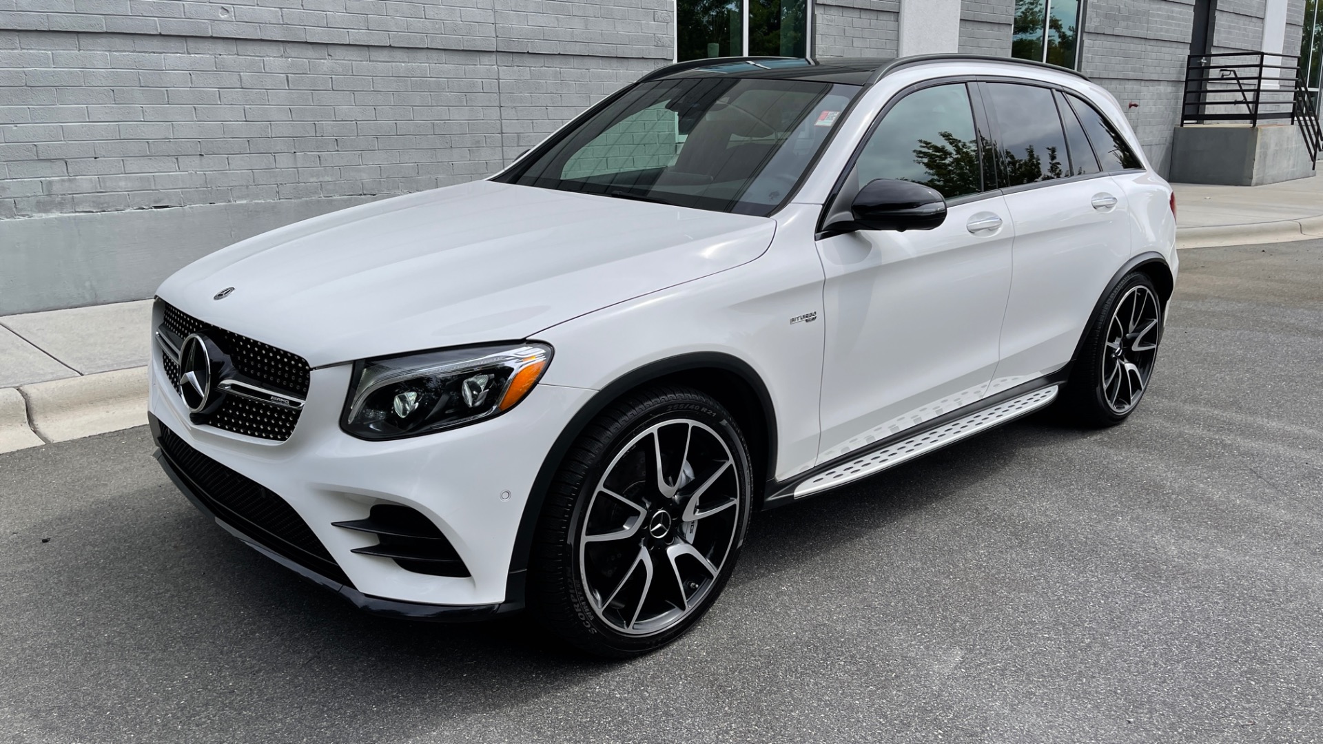 Used 2019 Mercedes-Benz GLC AMG GLC 43 / AMG BLACKOUT / 21IN WHEELS / AMG EXHAUST / EXTERIOR LIGHTING for sale $48,999 at Formula Imports in Charlotte NC 28227 2