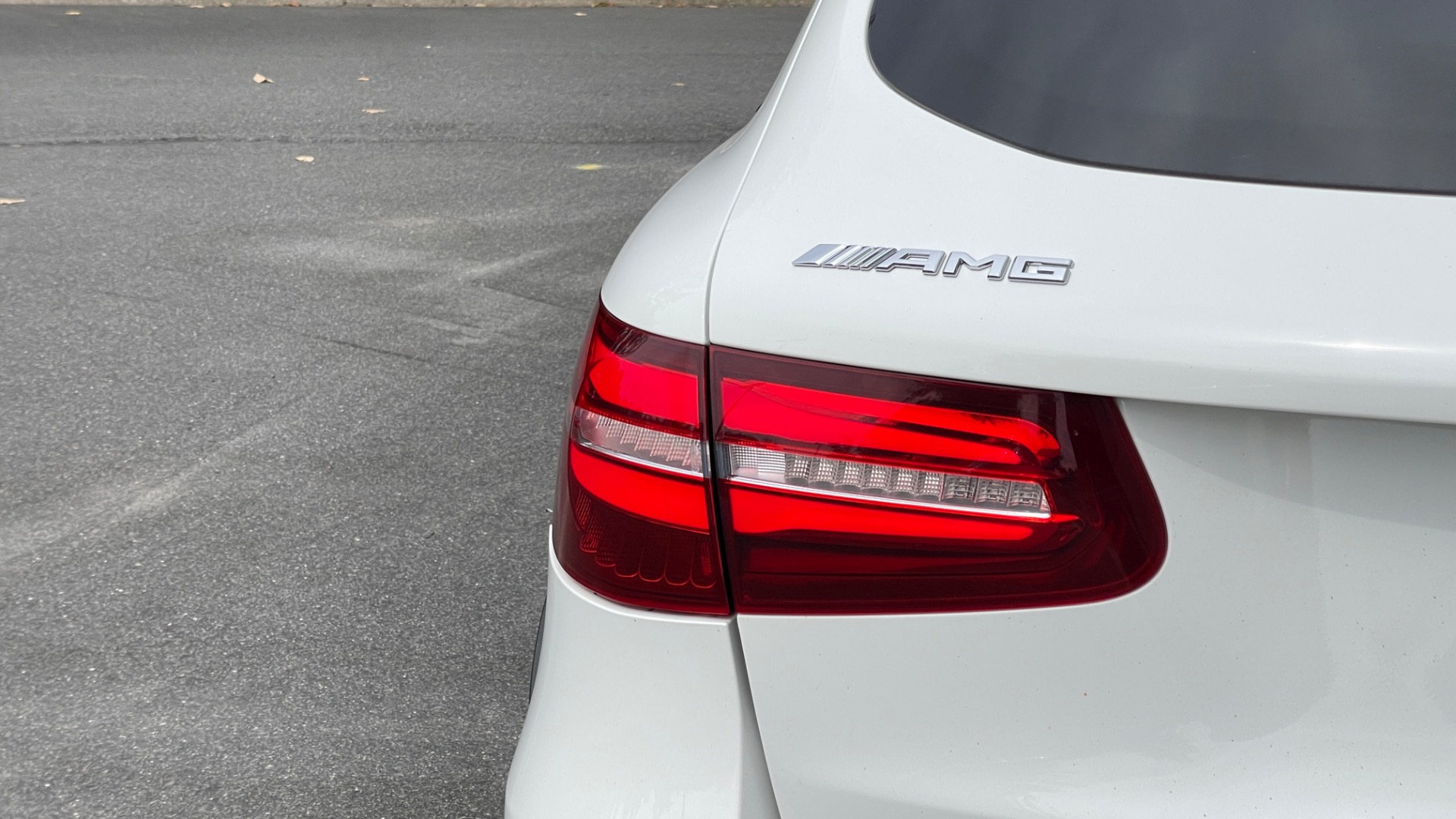 Used 2019 Mercedes-Benz GLC AMG GLC 43 / AMG BLACKOUT / 21IN WHEELS / AMG EXHAUST / EXTERIOR LIGHTING for sale Sold at Formula Imports in Charlotte NC 28227 23