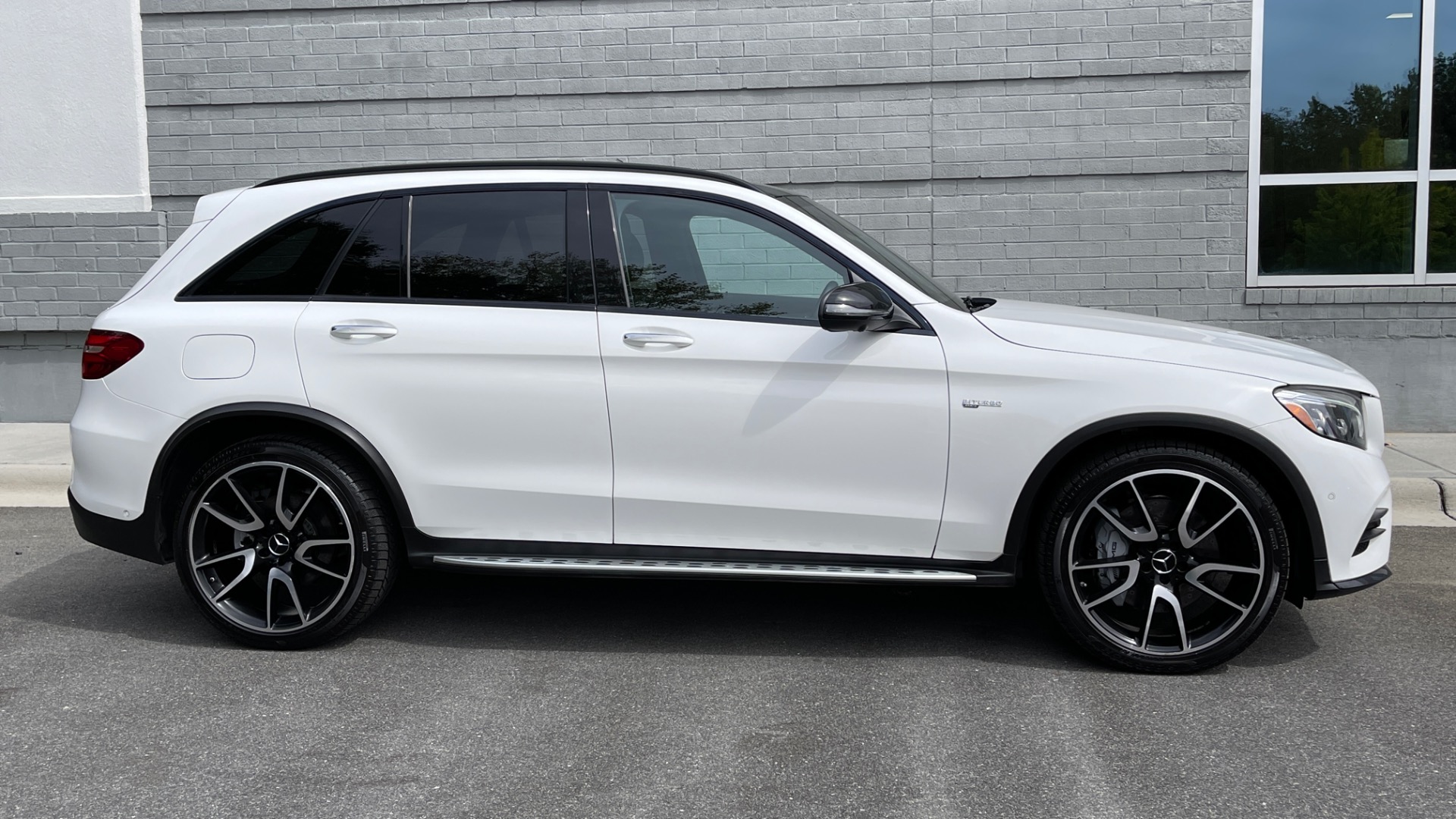 Used 2019 Mercedes-Benz GLC AMG GLC 43 / AMG BLACKOUT / 21IN WHEELS / AMG EXHAUST / EXTERIOR LIGHTING for sale $48,999 at Formula Imports in Charlotte NC 28227 6