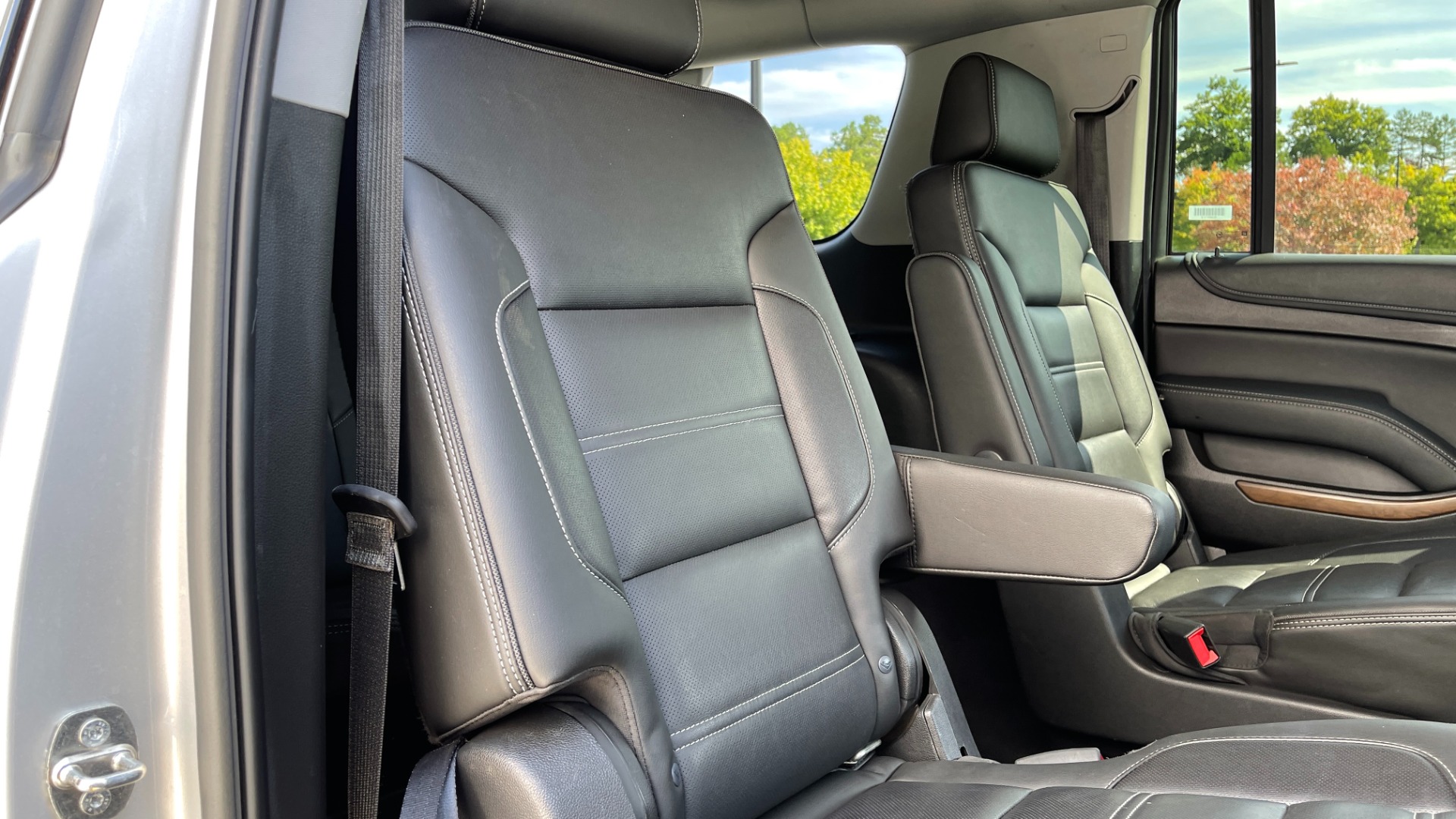 Used 2019 GMC Yukon XL DENALI / LEATHER / 4WD / CAPTAINS CHAIRS / 3 ROW SEATING for sale Sold at Formula Imports in Charlotte NC 28227 28
