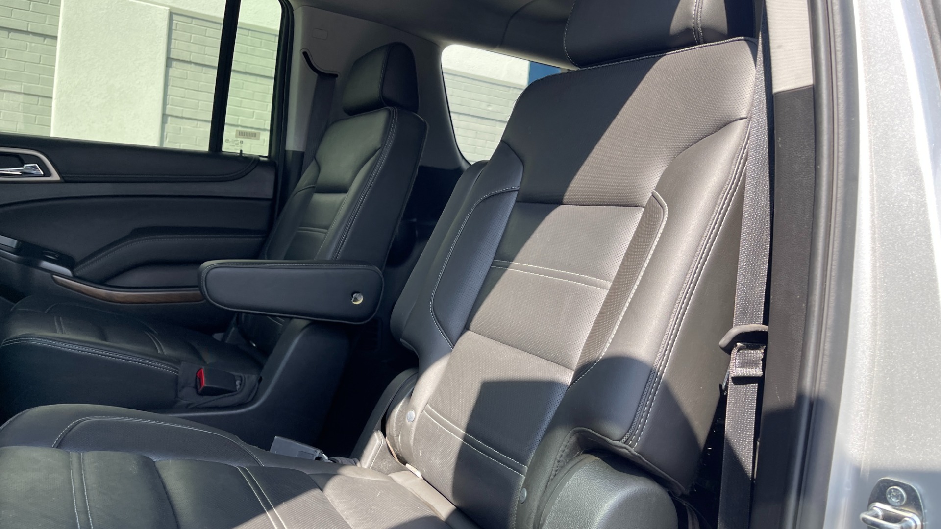 Used 2019 GMC Yukon XL DENALI / LEATHER / 4WD / CAPTAINS CHAIRS / 3 ROW SEATING for sale Sold at Formula Imports in Charlotte NC 28227 45