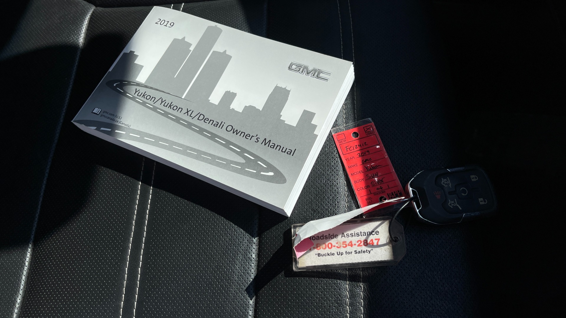 Used 2019 GMC Yukon XL DENALI / LEATHER / 4WD / CAPTAINS CHAIRS / 3 ROW SEATING for sale Sold at Formula Imports in Charlotte NC 28227 57