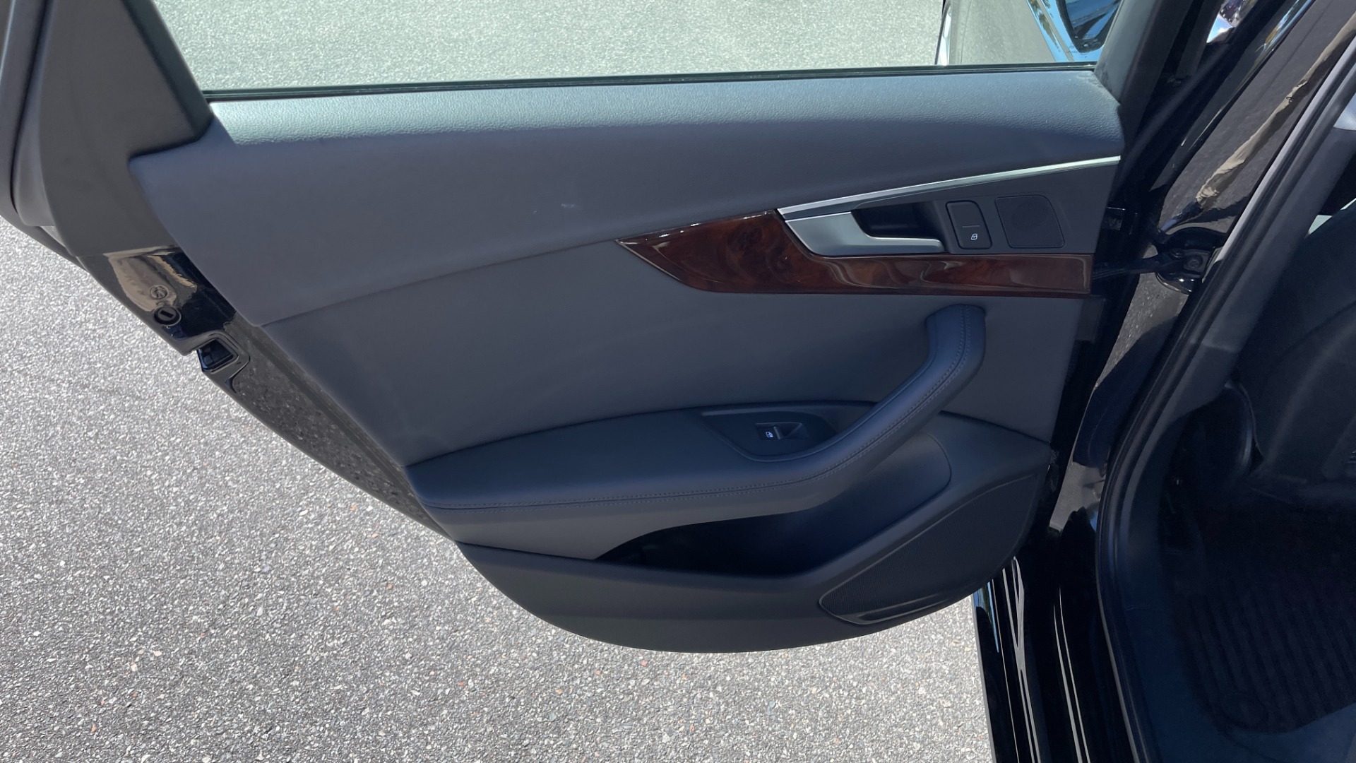 Used 2019 Audi A4 PREMIUM PLUS / COLD WEATHER / AUDI BEAM RINGS / LEATHER / QUATTRO AWD for sale Sold at Formula Imports in Charlotte NC 28227 23