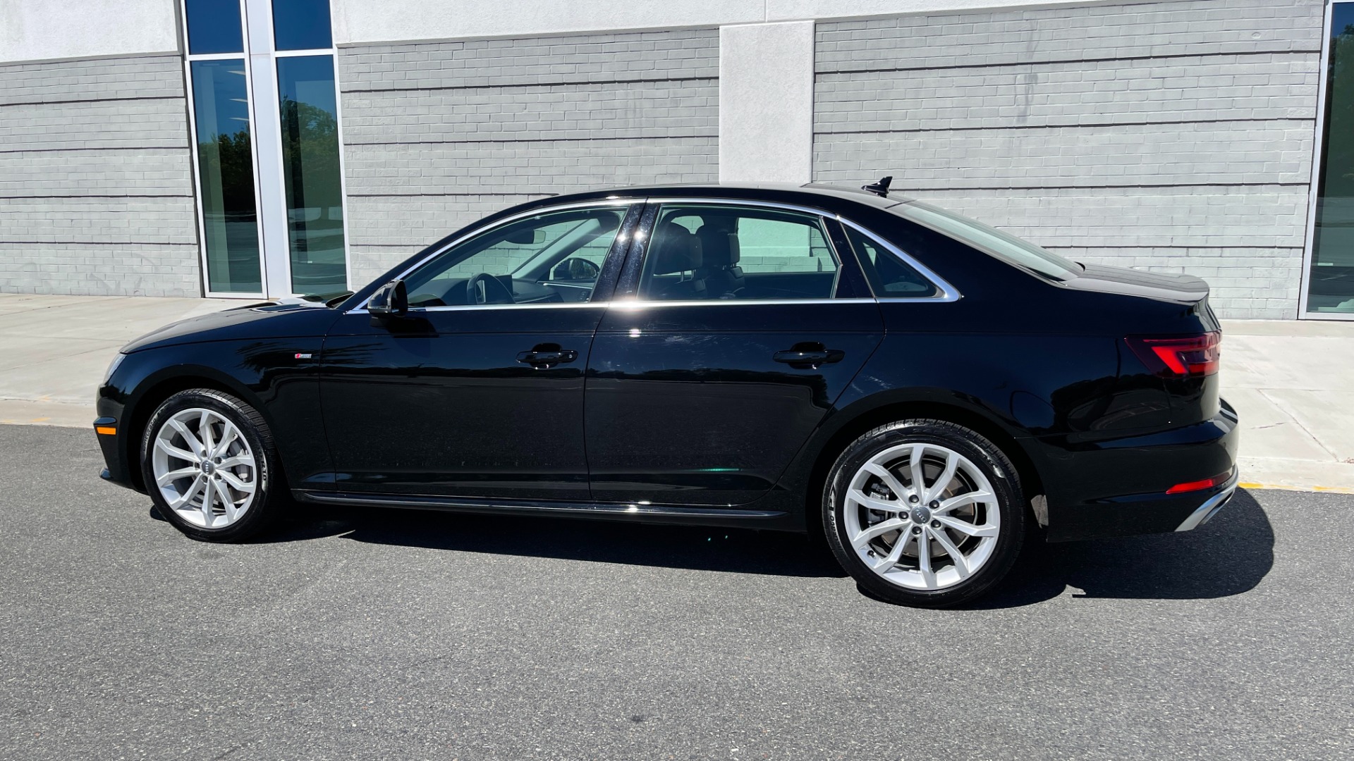 Used 2019 Audi A4 PREMIUM PLUS / COLD WEATHER / AUDI BEAM RINGS / LEATHER / QUATTRO AWD for sale Sold at Formula Imports in Charlotte NC 28227 3