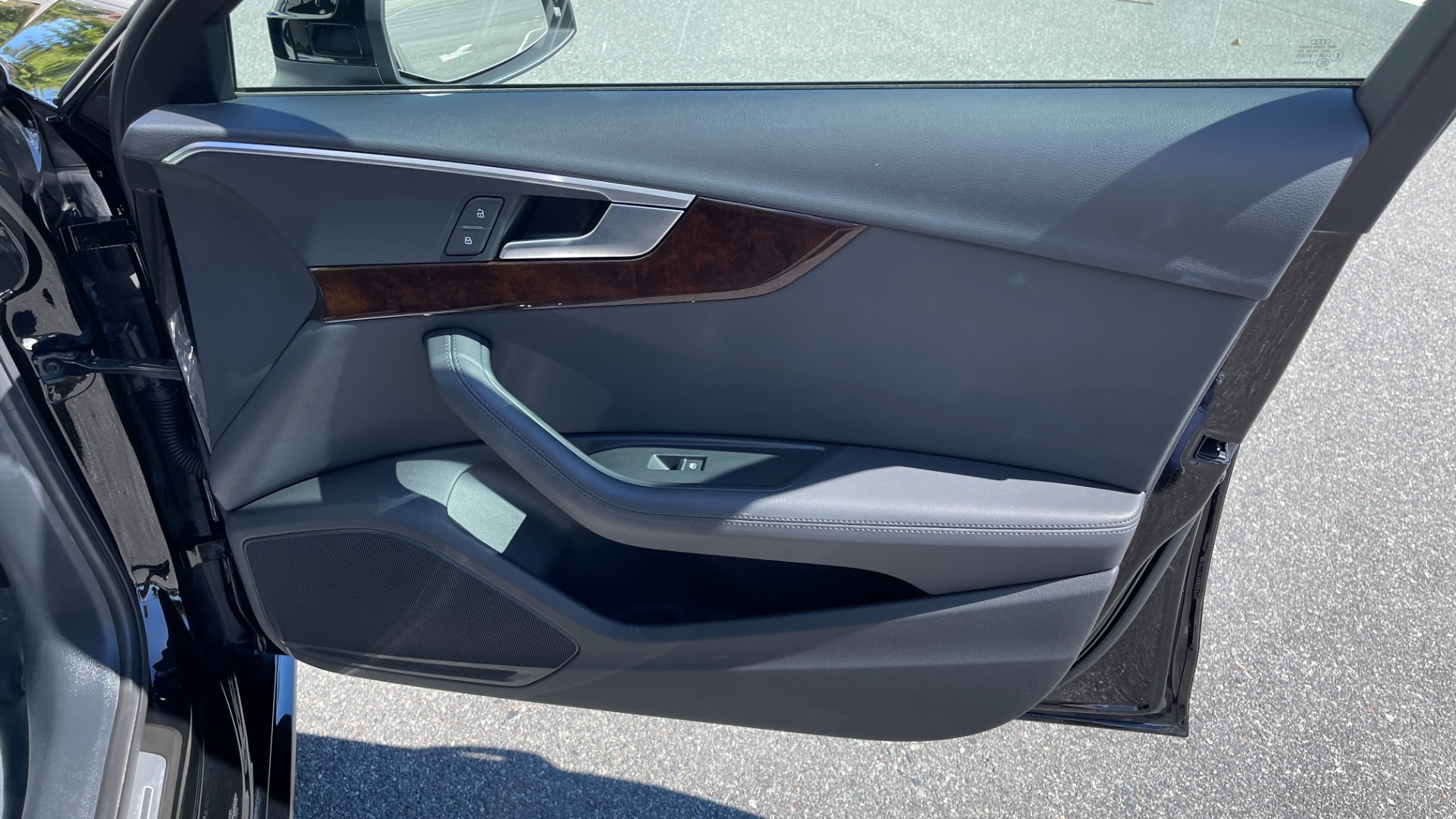 Used 2019 Audi A4 PREMIUM PLUS / COLD WEATHER / AUDI BEAM RINGS / LEATHER / QUATTRO AWD for sale Sold at Formula Imports in Charlotte NC 28227 33