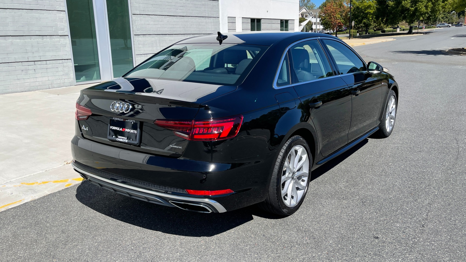 Used 2019 Audi A4 PREMIUM PLUS / COLD WEATHER / AUDI BEAM RINGS / LEATHER / QUATTRO AWD for sale Sold at Formula Imports in Charlotte NC 28227 4