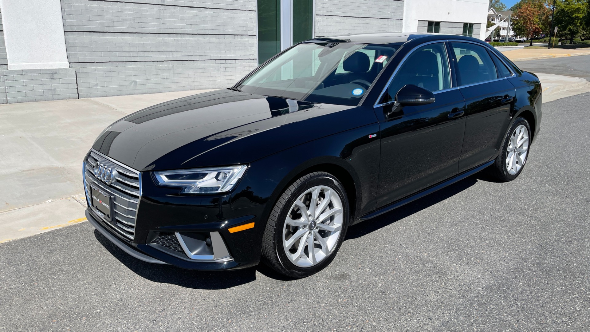 Used 2019 Audi A4 PREMIUM PLUS / COLD WEATHER / AUDI BEAM RINGS / LEATHER / QUATTRO AWD for sale Sold at Formula Imports in Charlotte NC 28227 5