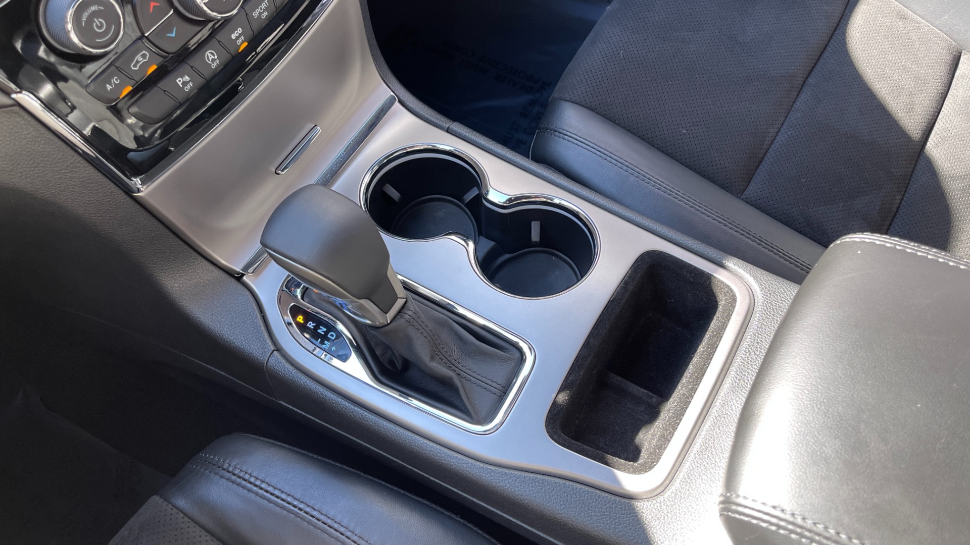 Used 2019 Jeep Grand Cherokee ALTITUDE / BLACK 20IN WHEELS / BLACK TRIM / SUNROOF / HEATED SEATS for sale Sold at Formula Imports in Charlotte NC 28227 22