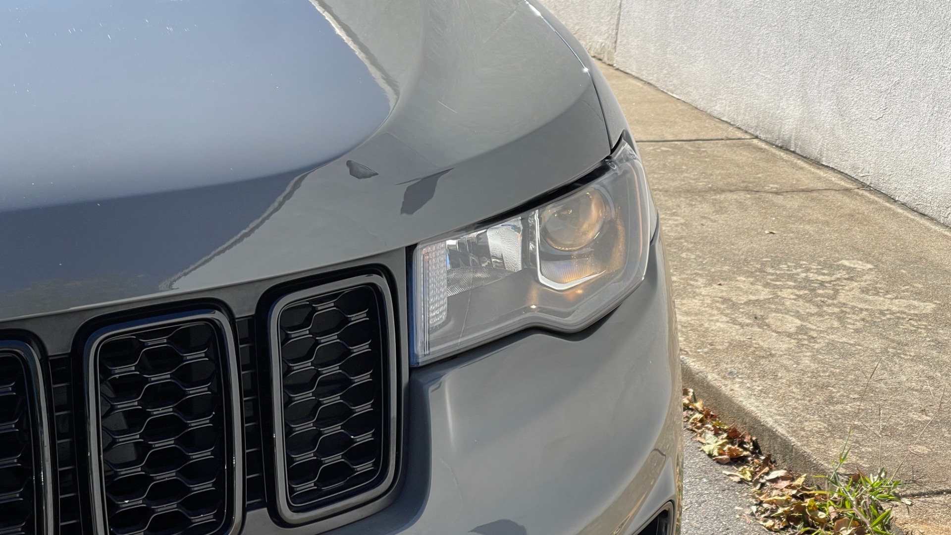 Used 2019 Jeep Grand Cherokee ALTITUDE / BLACK 20IN WHEELS / BLACK TRIM / SUNROOF / HEATED SEATS for sale Sold at Formula Imports in Charlotte NC 28227 40