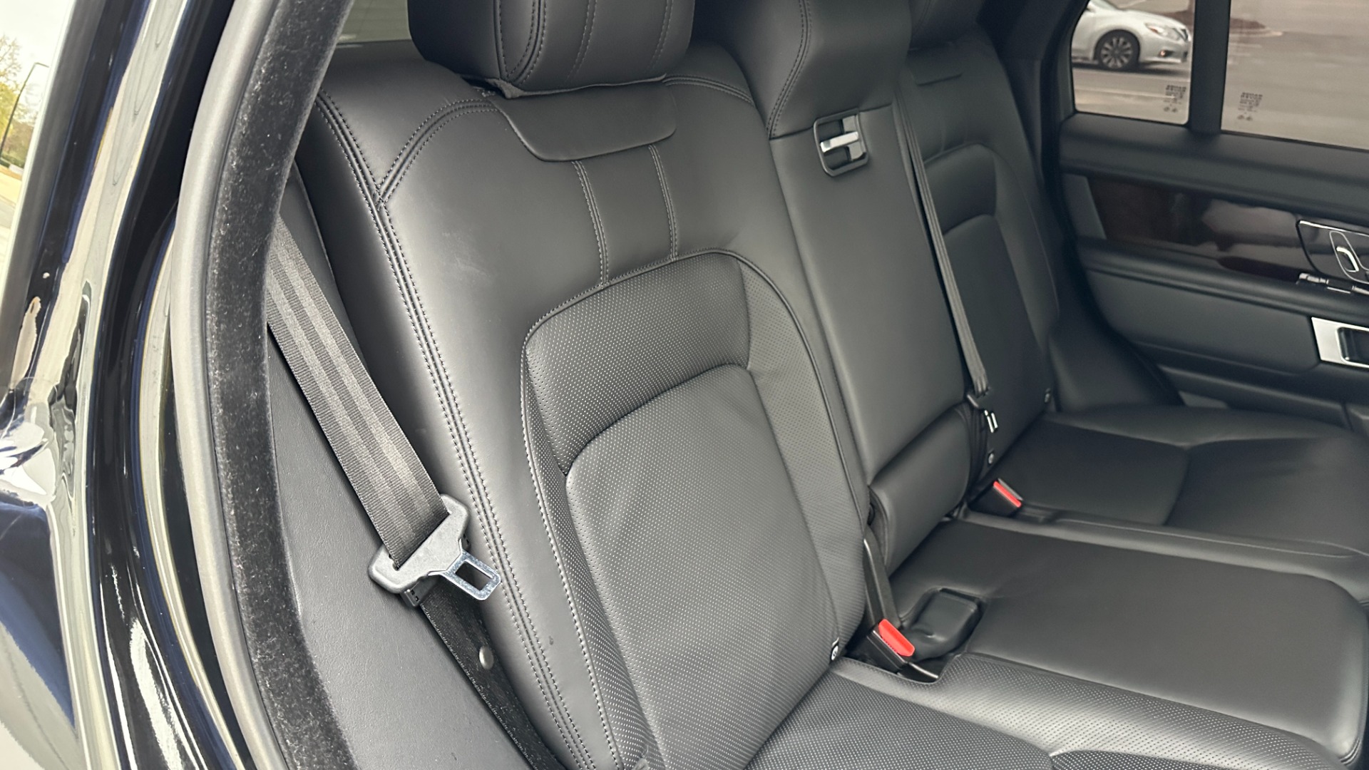 Used 2020 Land Rover Range Rover P525 HSE / DRIVE PRO PACK / ATLAS ACCENTS / 20 WAY SEATING / MERIDIAN SOUND for sale $90,995 at Formula Imports in Charlotte NC 28227 21
