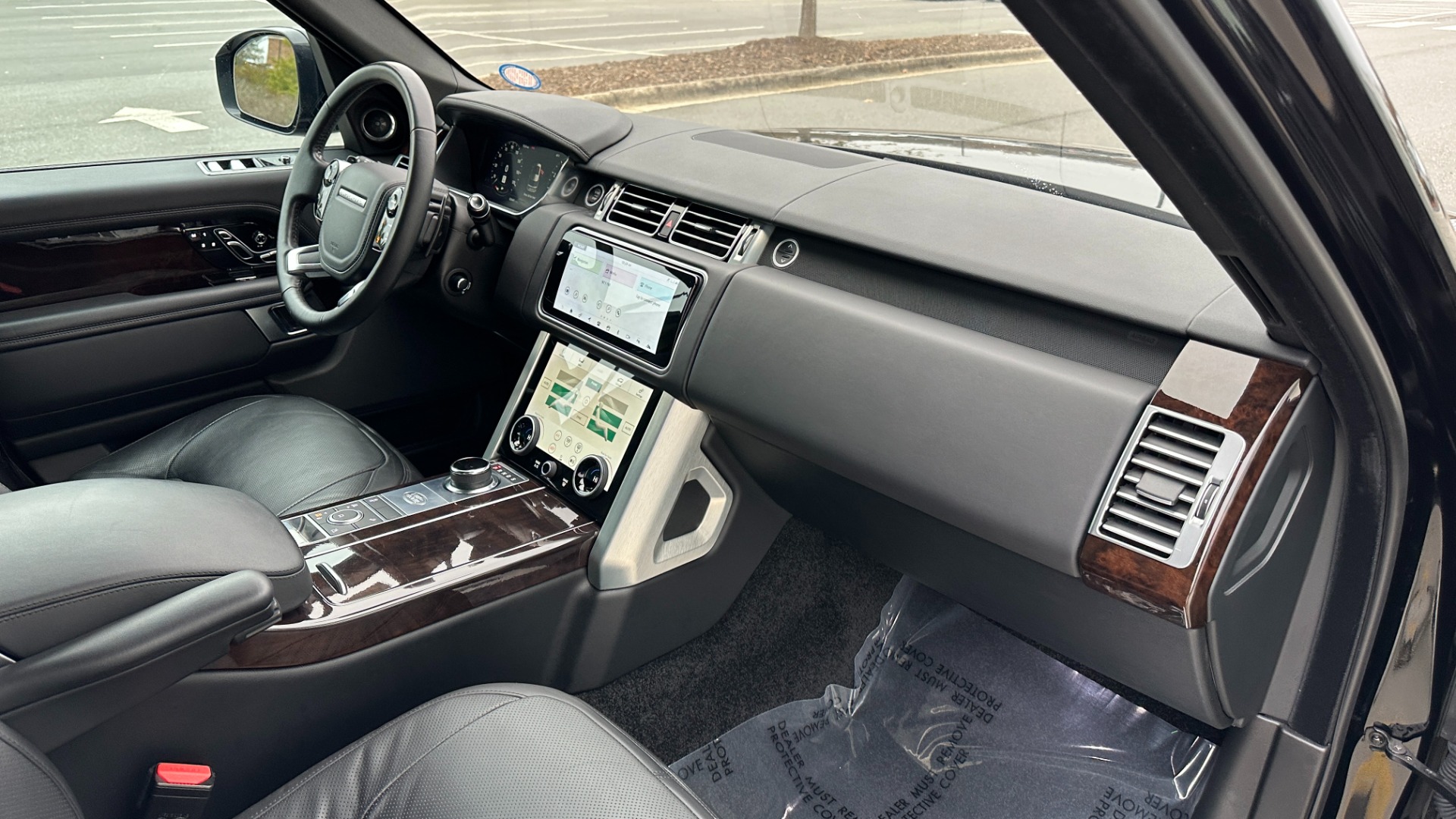 Used 2020 Land Rover Range Rover P525 HSE / DRIVE PRO PACK / ATLAS ACCENTS / 20 WAY SEATING / MERIDIAN SOUND for sale $90,995 at Formula Imports in Charlotte NC 28227 24