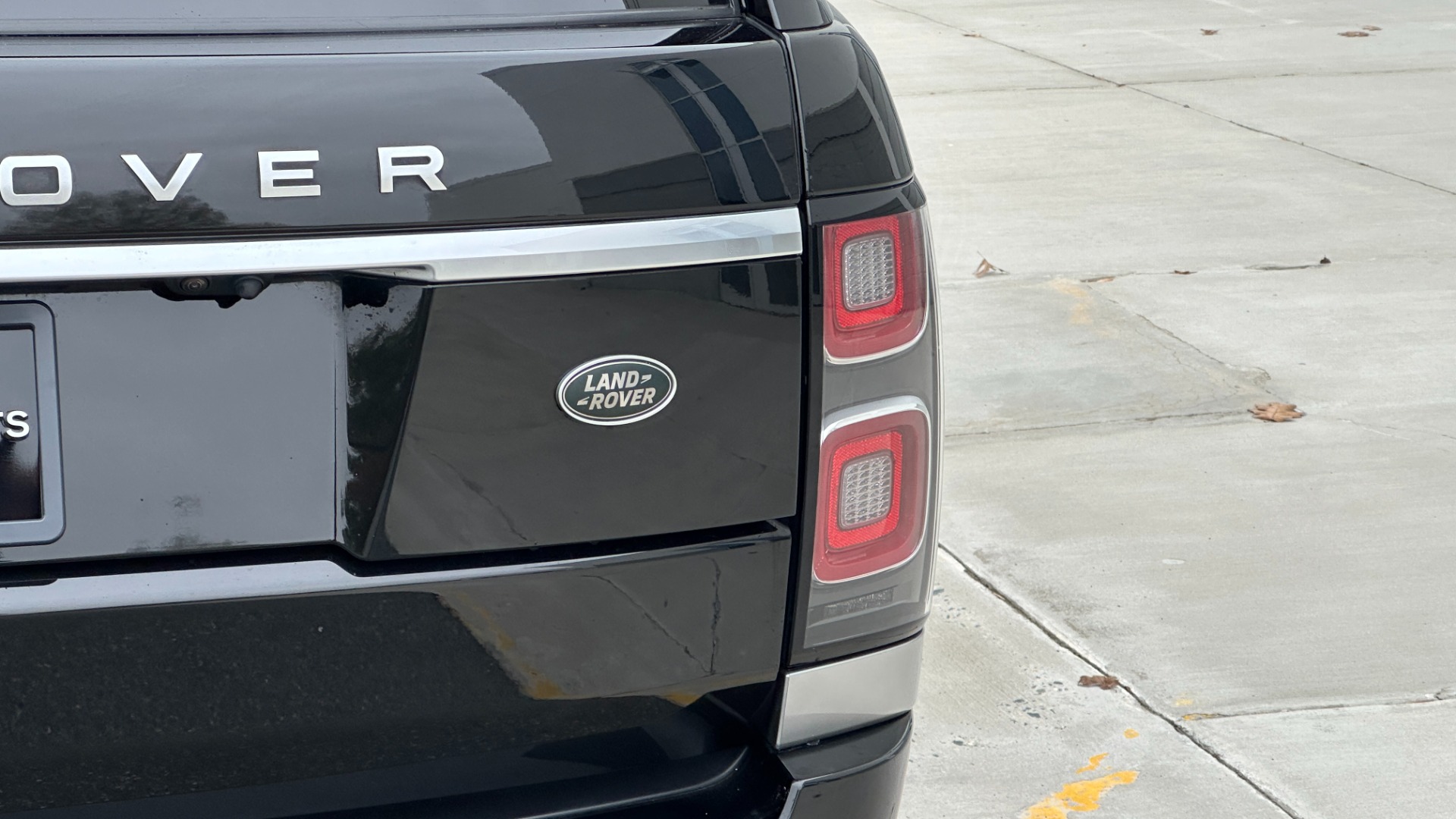 Used 2020 Land Rover Range Rover P525 HSE / DRIVE PRO PACK / 22IN WHEELS / MERIDIAN SOUND / REAR CONVENIENCE for sale $72,000 at Formula Imports in Charlotte NC 28227 33