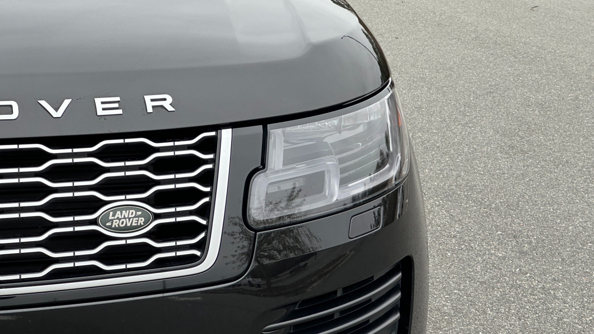 Used 2020 Land Rover Range Rover P525 HSE / DRIVE PRO PACK / 22IN WHEELS / MERIDIAN SOUND / REAR CONVENIENCE for sale $72,000 at Formula Imports in Charlotte NC 28227 35