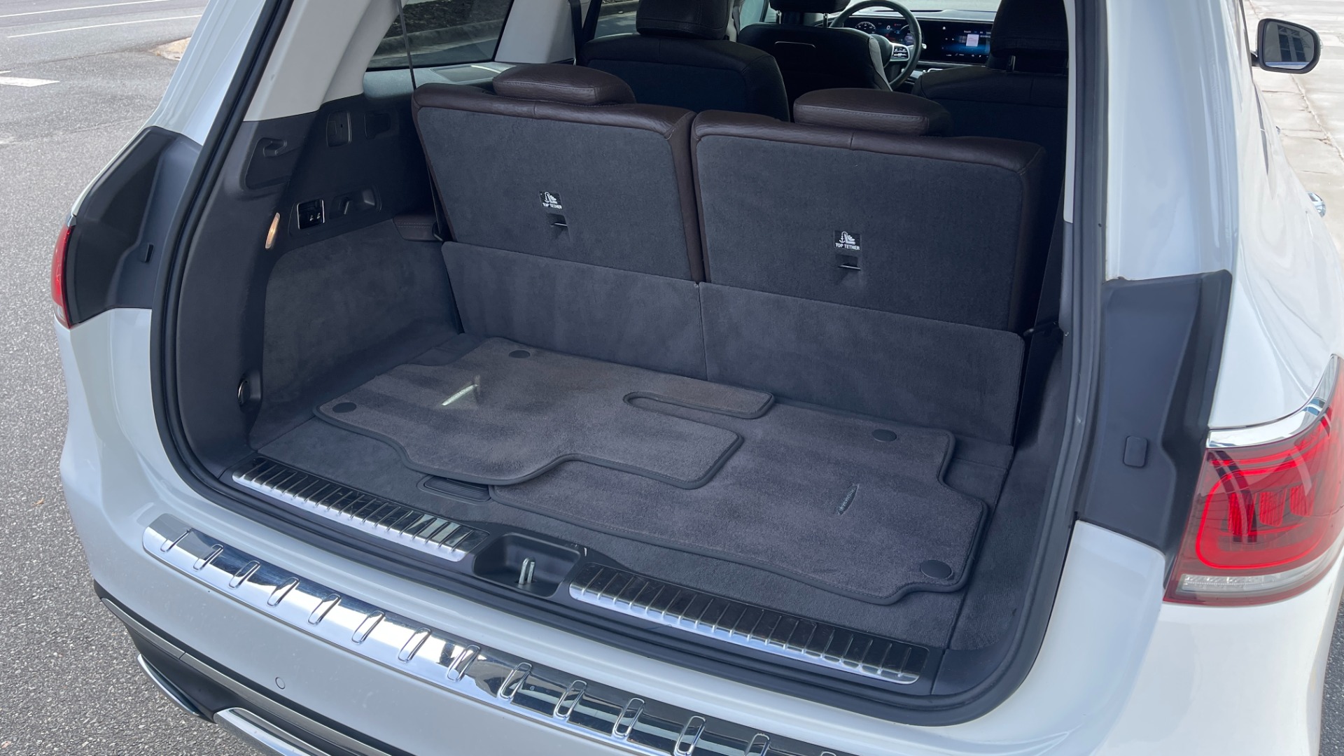 Used 2020 Mercedes-Benz GLS GLS 450 / 3 ROW / CAPTAINS CHAIRS / MASSAGE / NAV / HEADS UP DISPLAY for sale Sold at Formula Imports in Charlotte NC 28227 51