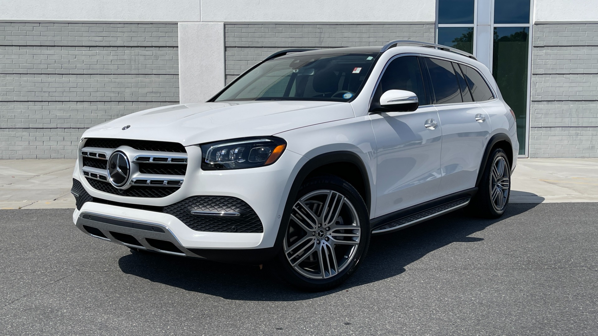 Used 2020 Mercedes-Benz GLS GLS 450 / 3 ROW / CAPTAINS CHAIRS / MASSAGE / NAV / HEADS UP DISPLAY for sale $69,999 at Formula Imports in Charlotte NC 28227 1