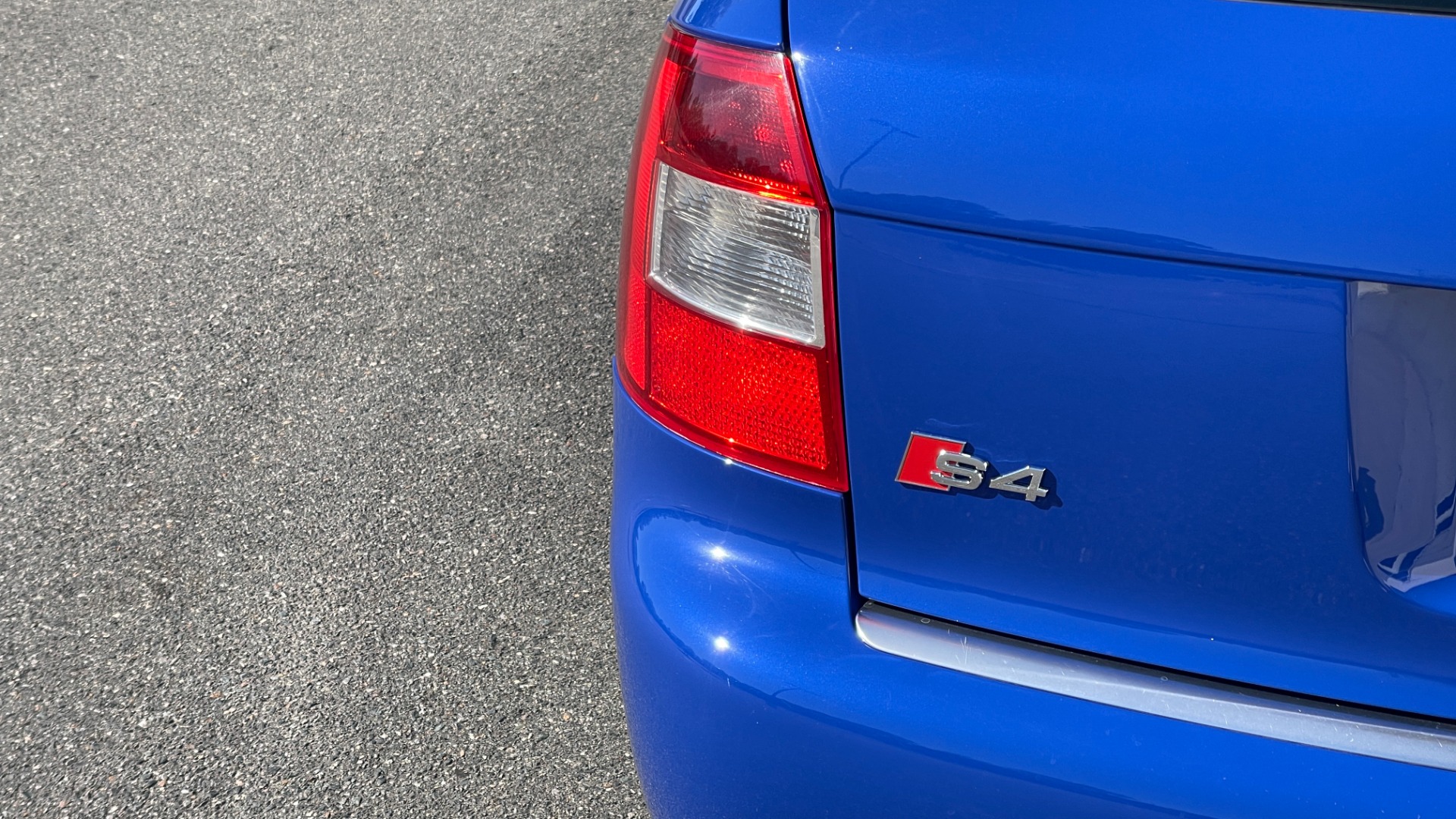 Used 2004 Audi S4 AVANT QUATTRO / VF500 SUPERCHARGED / 4.2L V8 / NOGARO BLUE PEARL for sale $32,995 at Formula Imports in Charlotte NC 28227 42