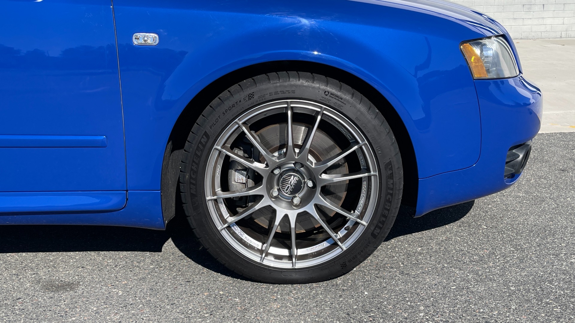 Used 2004 Audi S4 AVANT QUATTRO / VF500 SUPERCHARGED / 4.2L V8 / NOGARO BLUE PEARL for sale $32,995 at Formula Imports in Charlotte NC 28227 48