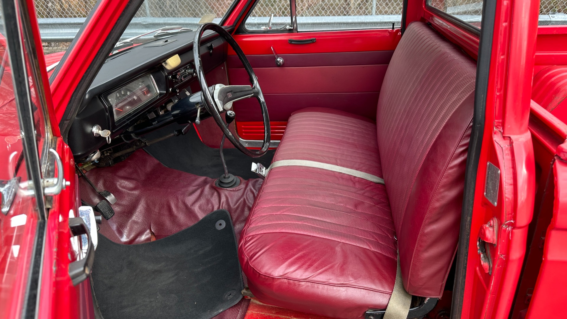 Used 1970 Datsun 521 PICKUP / 4SPD / LONG BED / 4CYL / RUNS GREAT!! / RADIO / BENCH SEAT for sale $7,299 at Formula Imports in Charlotte NC 28227 12