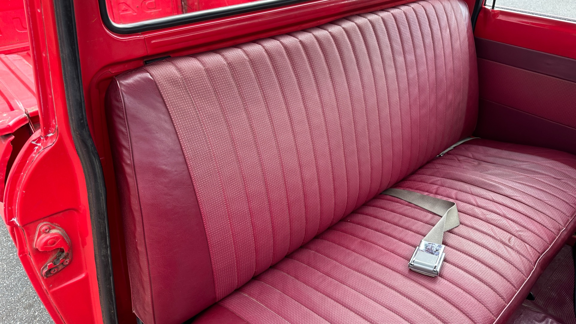 Used 1970 Datsun 521 PICKUP / 4SPD / LONG BED / 4CYL / RUNS GREAT!! / RADIO / BENCH SEAT for sale $7,299 at Formula Imports in Charlotte NC 28227 19