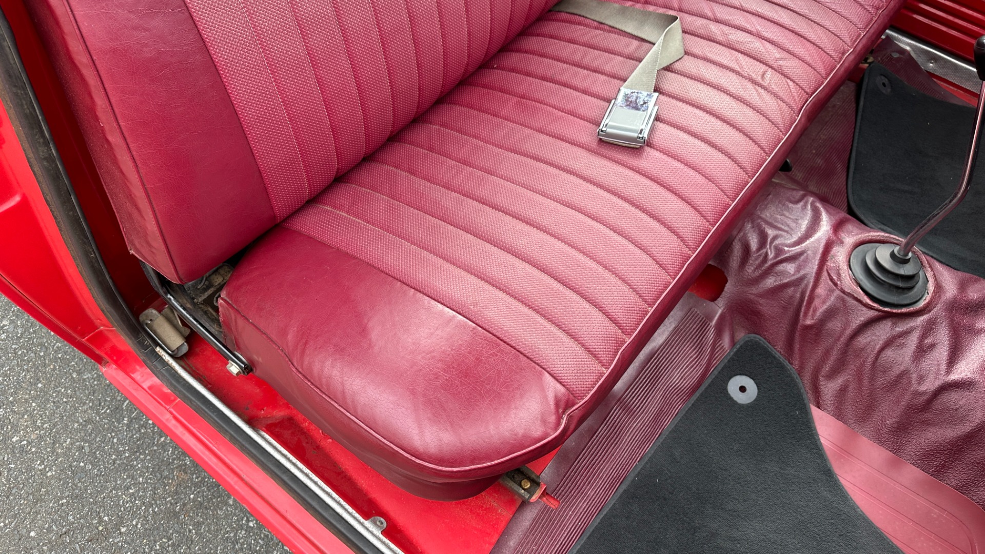 Used 1970 Datsun 521 PICKUP / 4SPD / LONG BED / 4CYL / RUNS GREAT!! / RADIO / BENCH SEAT for sale $7,299 at Formula Imports in Charlotte NC 28227 20