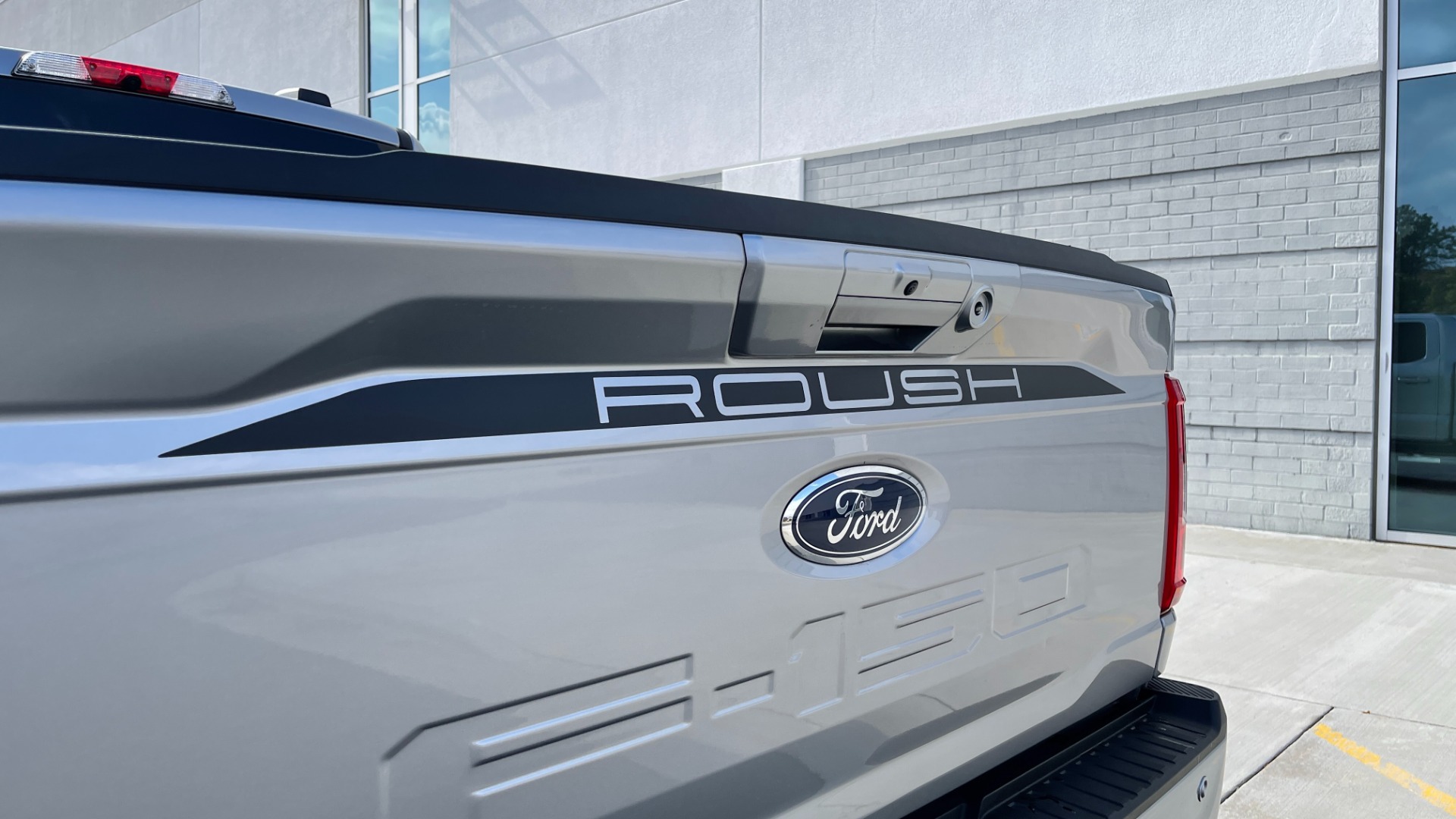 Used 2021 Ford F-150 ROUSH / 5.0 V8 / LEATHER / ACTIVE EXHAUST / FOX SHOCKS / CONSOLE SAFE for sale $69,985 at Formula Imports in Charlotte NC 28227 33