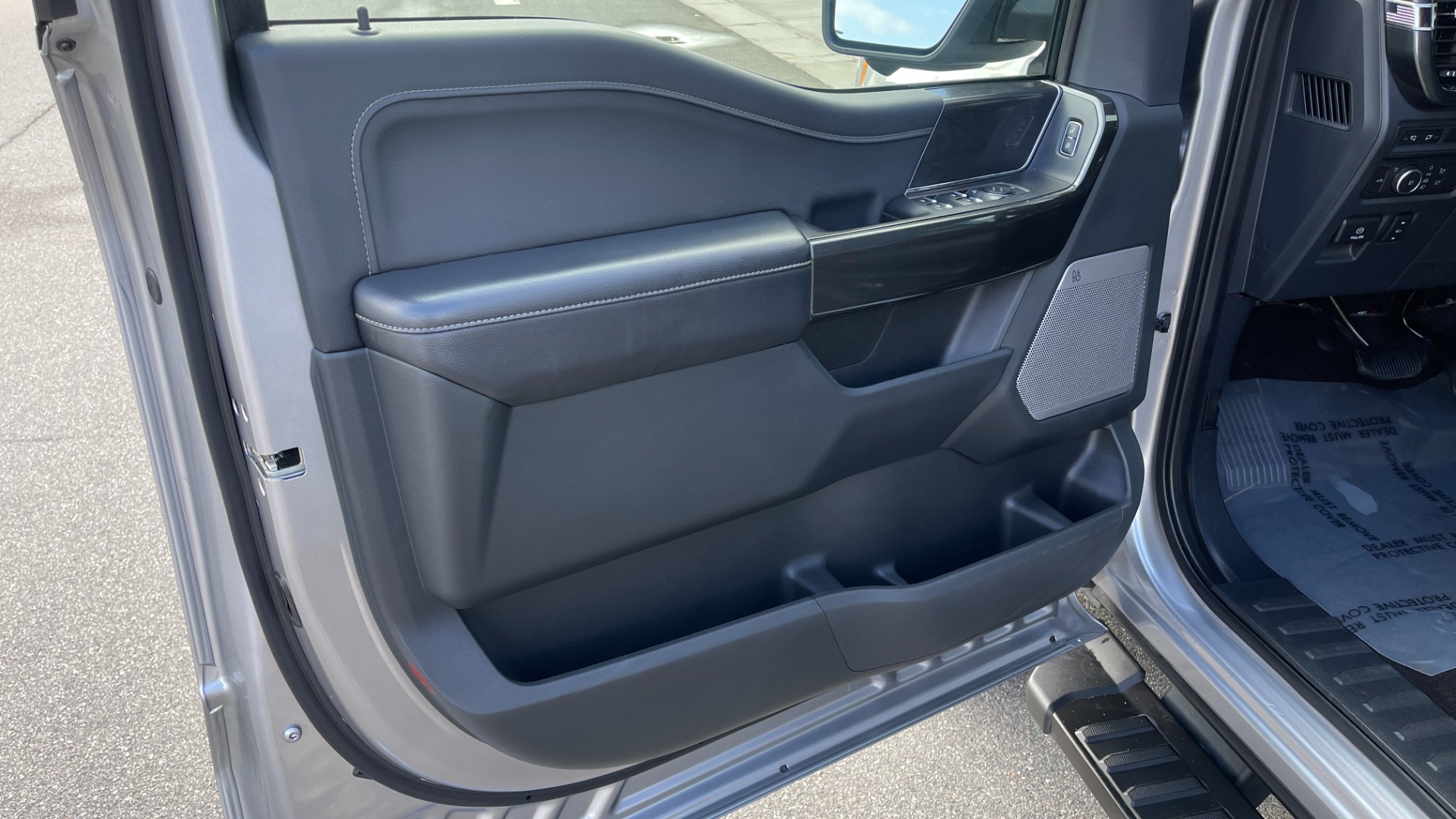 Used 2021 Ford F-150 ROUSH / 5.0 V8 / LEATHER / ACTIVE EXHAUST / FOX SHOCKS / CONSOLE SAFE for sale $69,985 at Formula Imports in Charlotte NC 28227 37