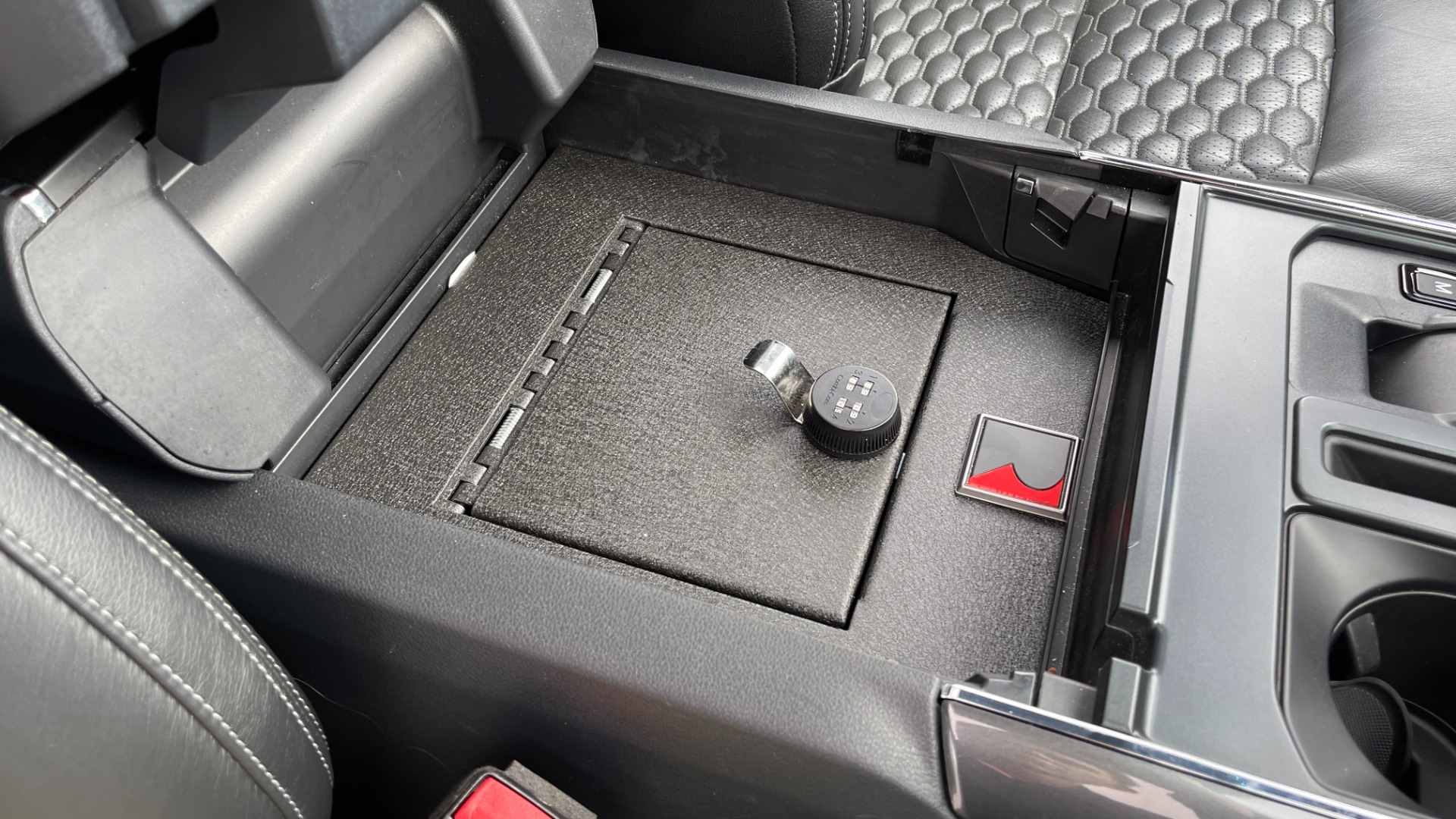 Used 2021 Ford F-150 ROUSH / 5.0 V8 / LEATHER / ACTIVE EXHAUST / FOX SHOCKS / CONSOLE SAFE for sale $69,985 at Formula Imports in Charlotte NC 28227 47
