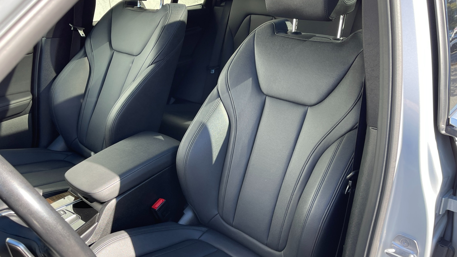 Used 2019 BMW X3 xDrive30i / DRIVING ASSISTANCE / PANORAMIC ROOF / HEATED SEATS / BACKUP CAM for sale Sold at Formula Imports in Charlotte NC 28227 12