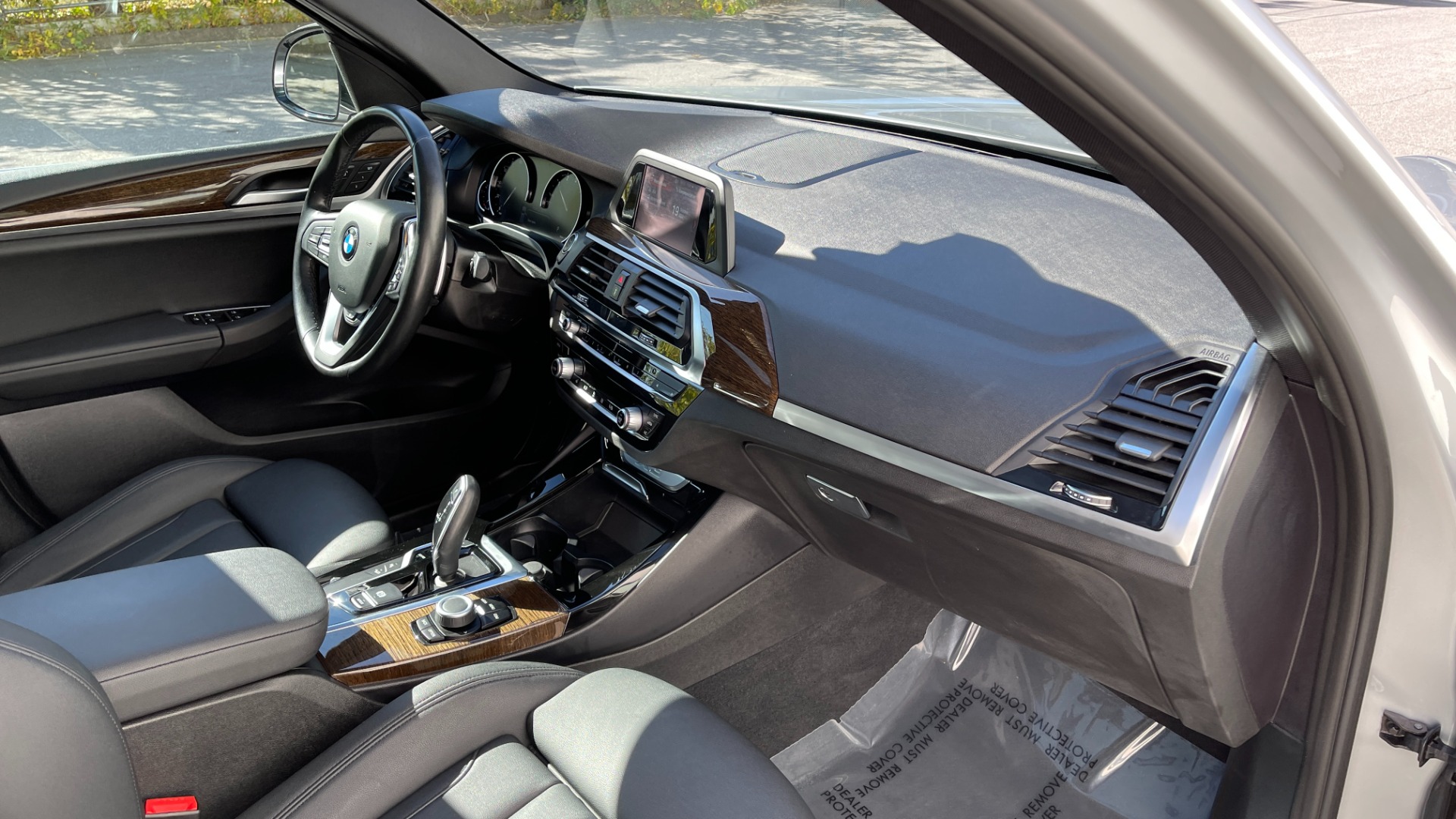 Used 2019 BMW X3 xDrive30i / DRIVING ASSISTANCE / PANORAMIC ROOF / HEATED SEATS / BACKUP CAM for sale Sold at Formula Imports in Charlotte NC 28227 18