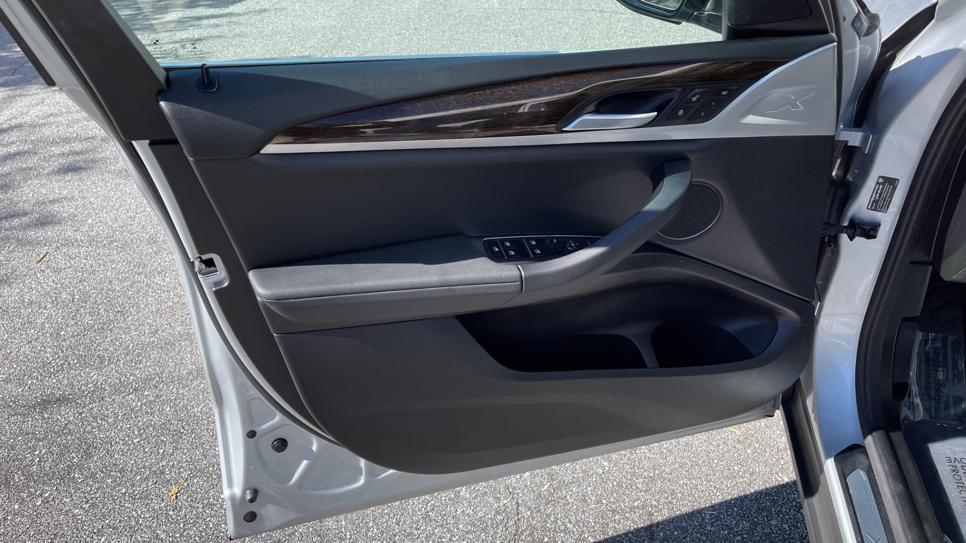 Used 2019 BMW X3 xDrive30i / DRIVING ASSISTANCE / PANORAMIC ROOF / HEATED SEATS / BACKUP CAM for sale Sold at Formula Imports in Charlotte NC 28227 36