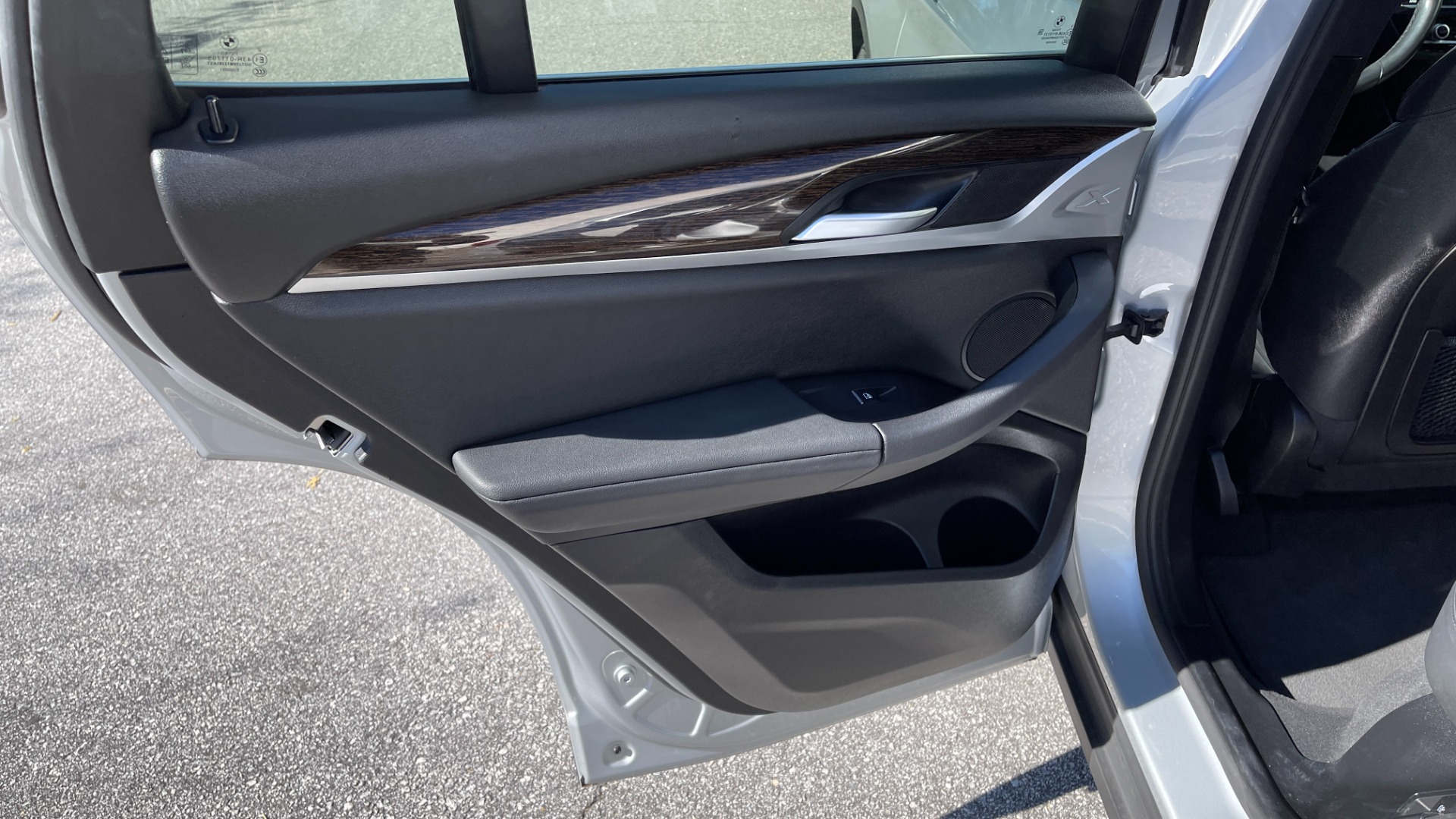 Used 2019 BMW X3 xDrive30i / DRIVING ASSISTANCE / PANORAMIC ROOF / HEATED SEATS / BACKUP CAM for sale Sold at Formula Imports in Charlotte NC 28227 37
