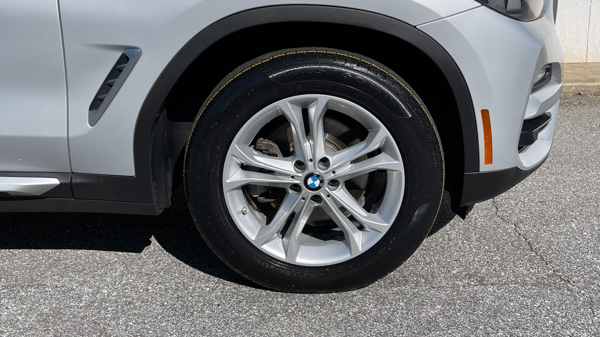 Used 2019 BMW X3 xDrive30i / DRIVING ASSISTANCE / PANORAMIC ROOF / HEATED SEATS / BACKUP CAM for sale Sold at Formula Imports in Charlotte NC 28227 53