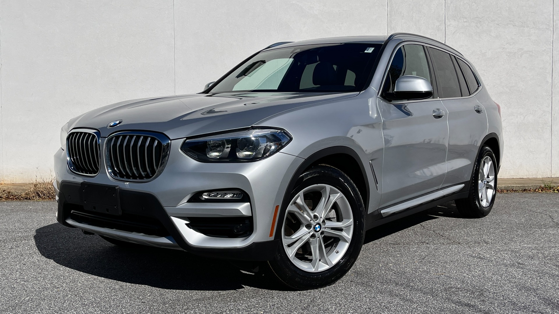 Used 2019 BMW X3 xDrive30i / DRIVING ASSISTANCE / PANORAMIC ROOF / HEATED SEATS / BACKUP CAM for sale Sold at Formula Imports in Charlotte NC 28227 1