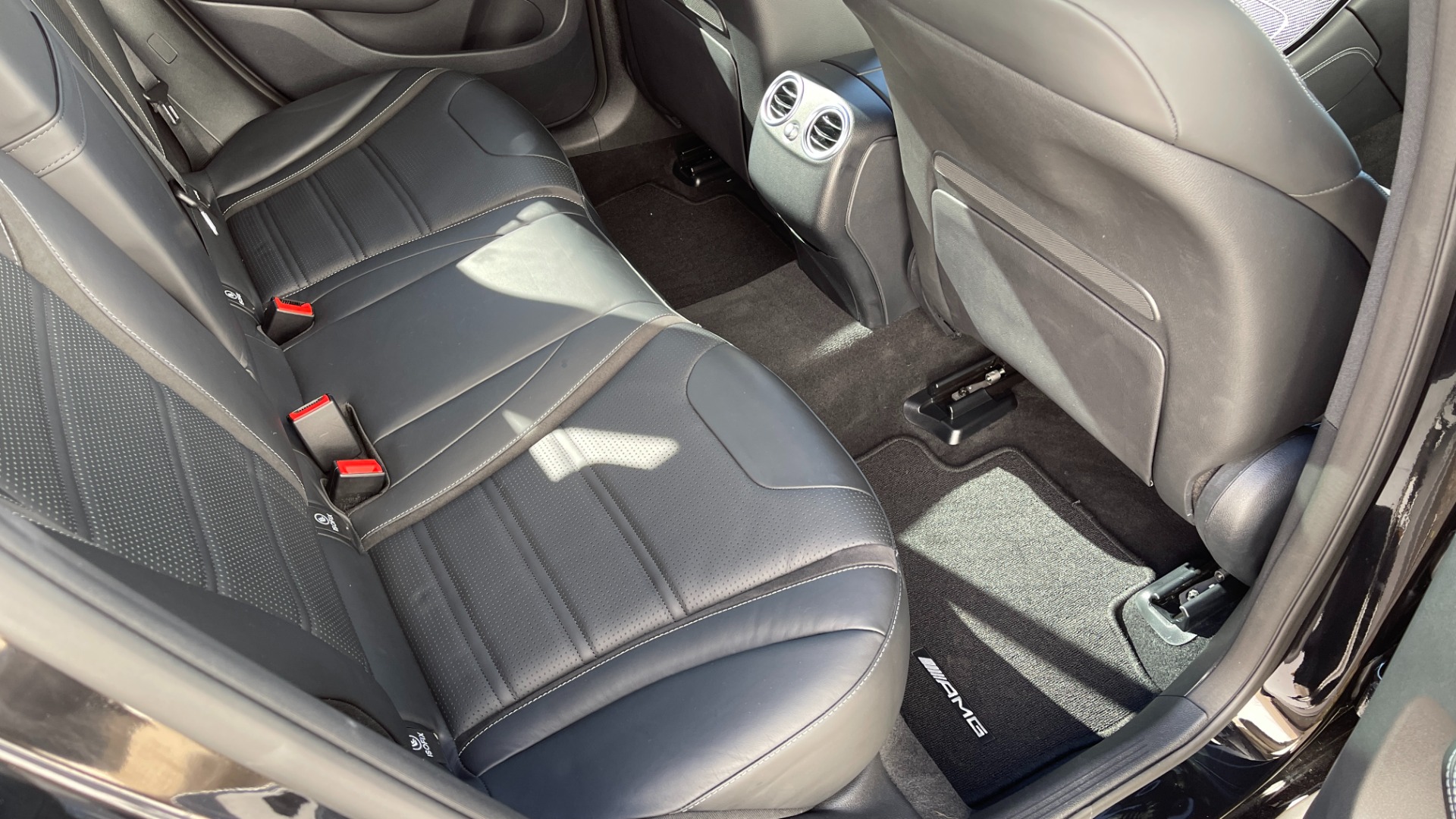 Used 2019 Mercedes-Benz GLC AMG GLC 63 / DRIVER ASSIST / AMG EXHAUST / CARBON FIBER / MULTIMEDIA for sale $61,995 at Formula Imports in Charlotte NC 28227 19