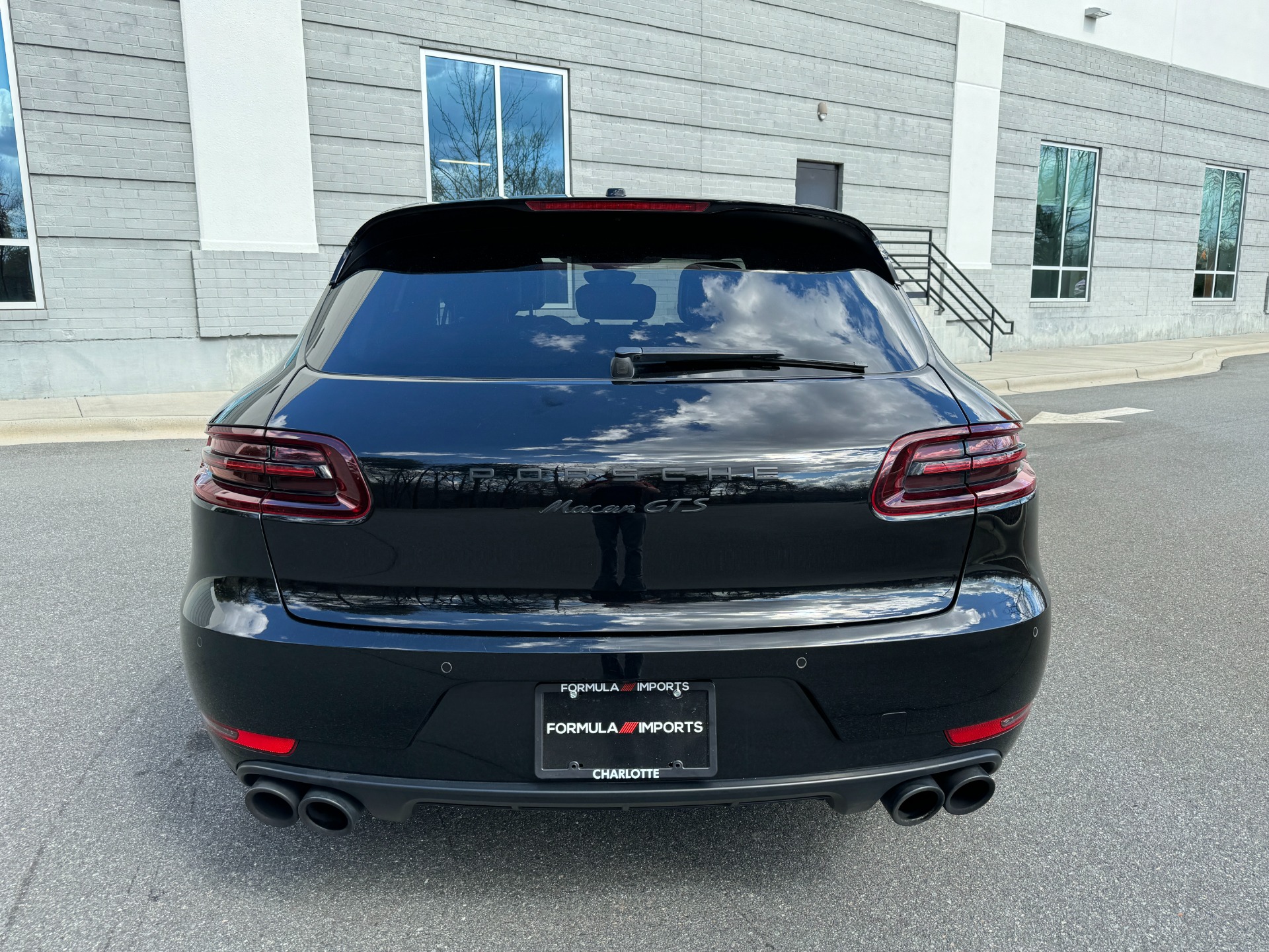 Used 2018 Porsche Macan GTS / 20IN WHEELS / PREMIUM PLUS / BOSE / SPORT SEATS for sale $53,995 at Formula Imports in Charlotte NC 28227 10