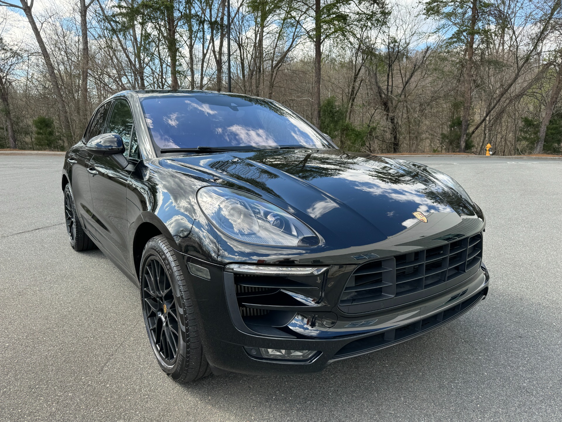 Used 2018 Porsche Macan GTS / 20IN WHEELS / PREMIUM PLUS / BOSE / SPORT SEATS for sale $53,995 at Formula Imports in Charlotte NC 28227 17