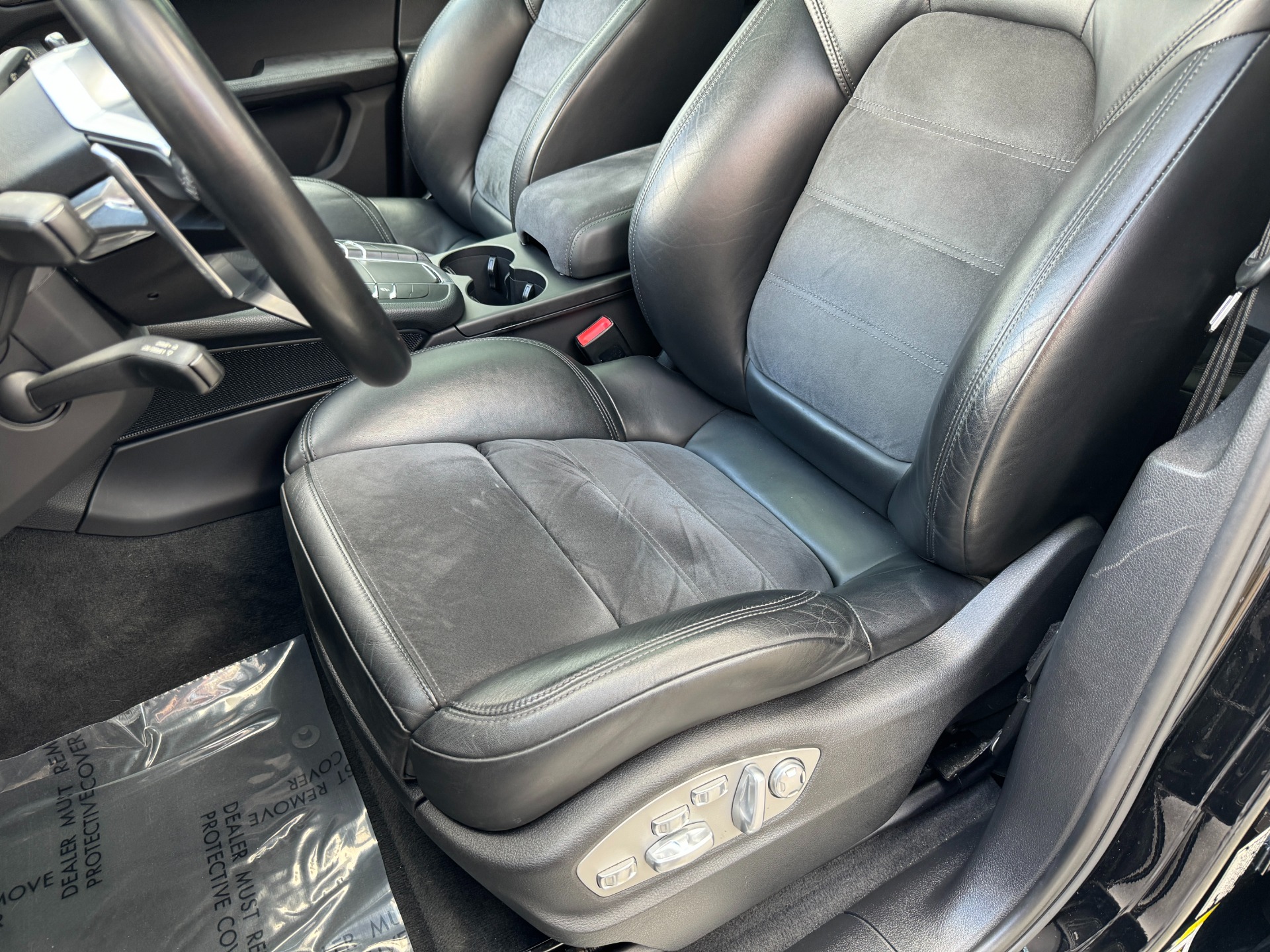Used 2018 Porsche Macan GTS / 20IN WHEELS / PREMIUM PLUS / BOSE / SPORT SEATS for sale $53,995 at Formula Imports in Charlotte NC 28227 28