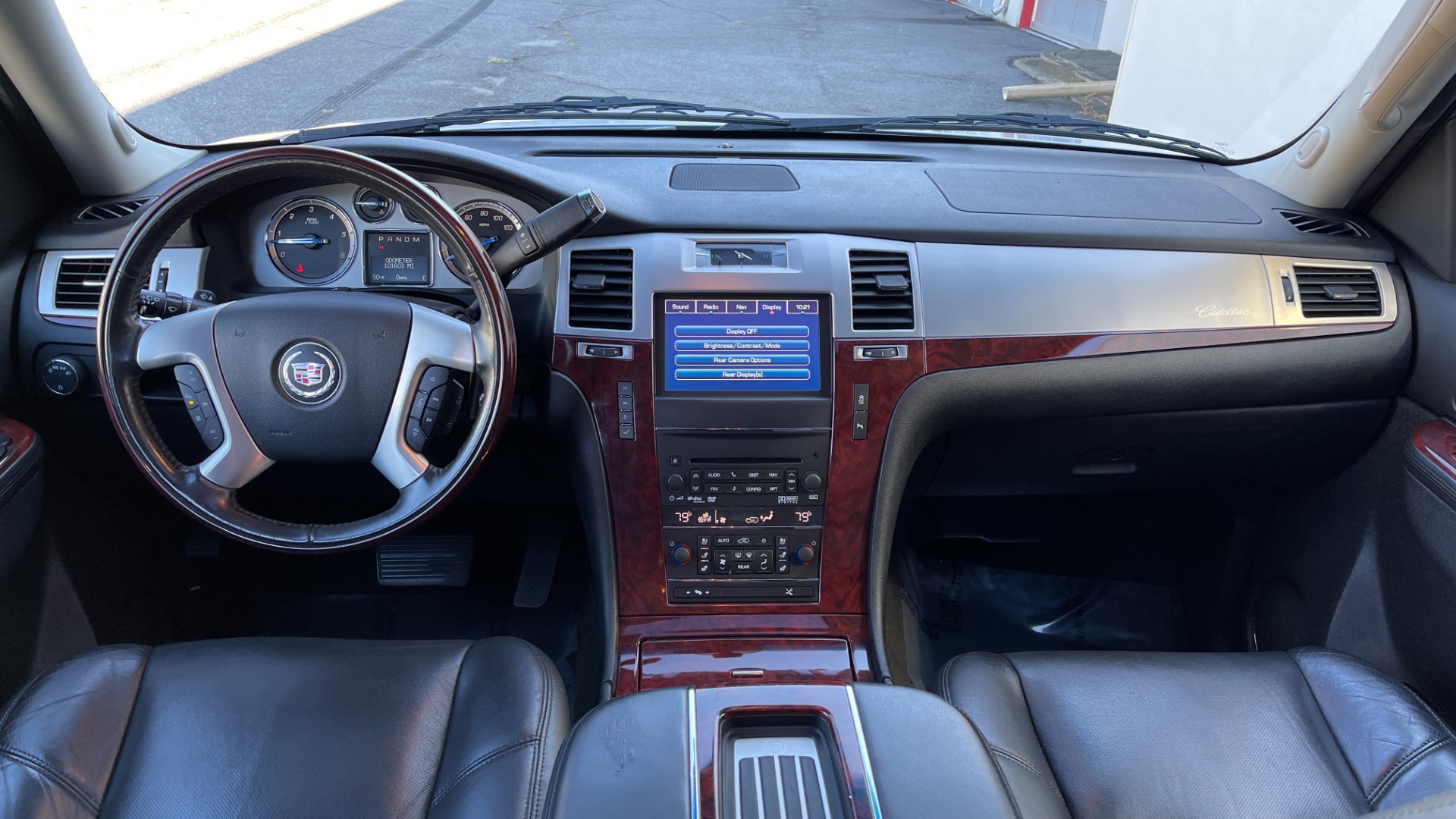 Used 2013 Cadillac Escalade PREMIUM / NAVIGATION / LEATHER / 3 ROW / AWD / LED LIGHTS for sale $25,599 at Formula Imports in Charlotte NC 28227 14