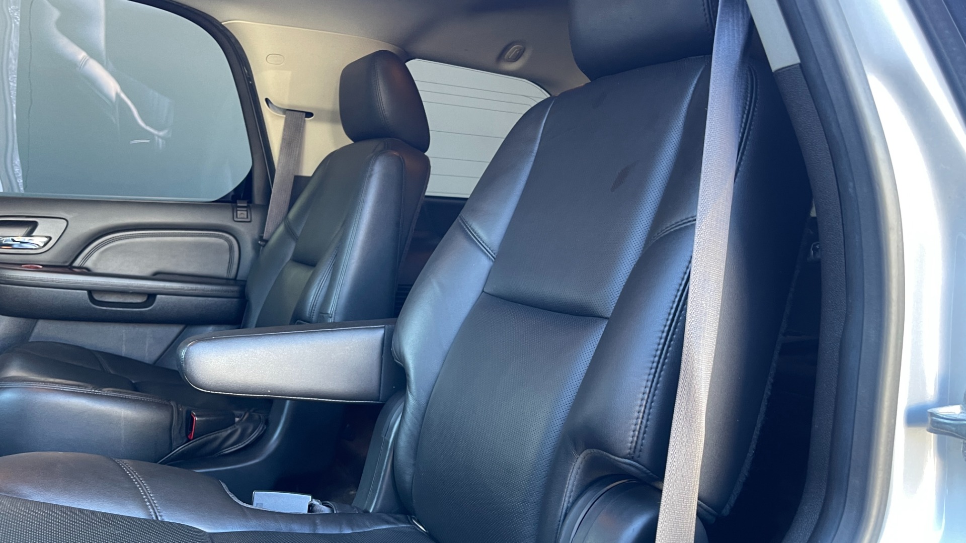 Used 2013 Cadillac Escalade PREMIUM / NAVIGATION / LEATHER / 3 ROW / AWD / LED LIGHTS for sale $25,599 at Formula Imports in Charlotte NC 28227 18