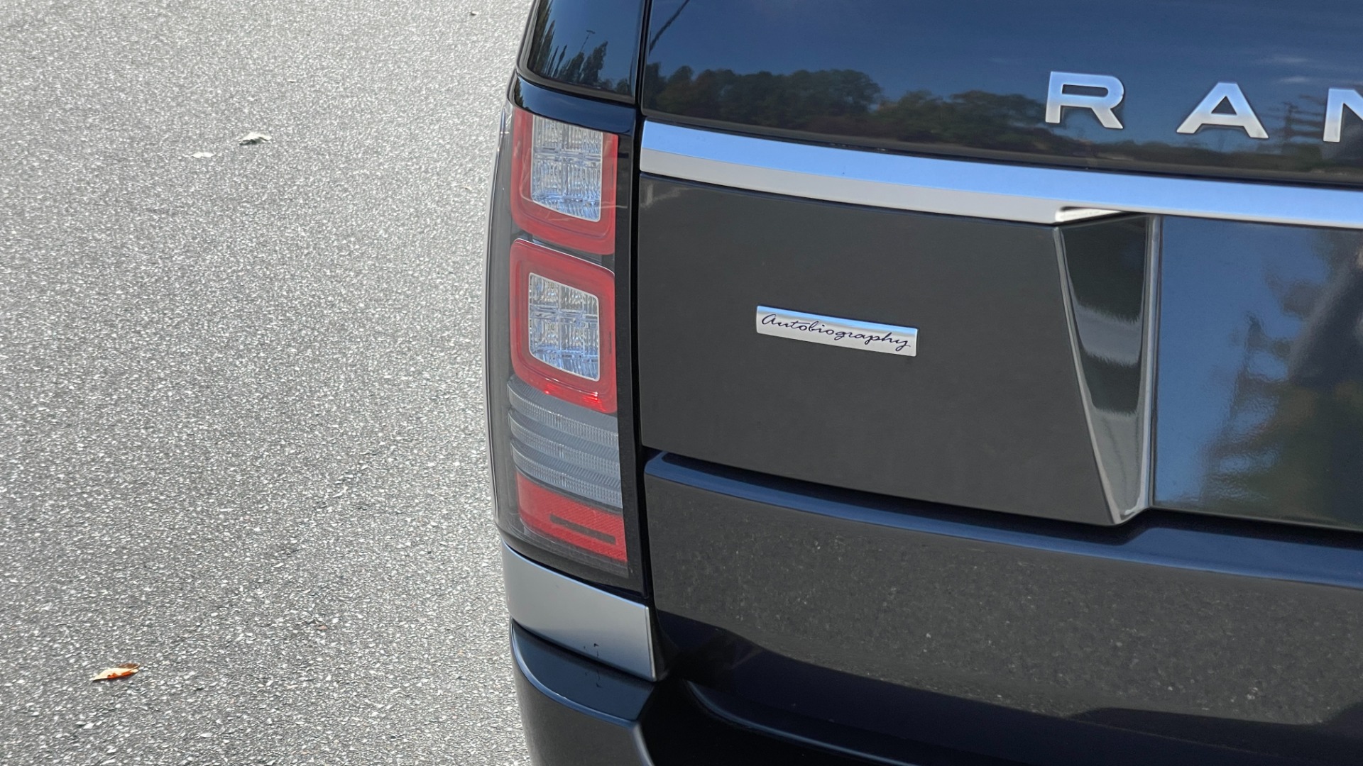 Used 2014 Land Rover Range Rover Supercharged Autobiography / 22IN WHEELS / PREMIUM PAINT / MASSAGE for sale $37,999 at Formula Imports in Charlotte NC 28227 30