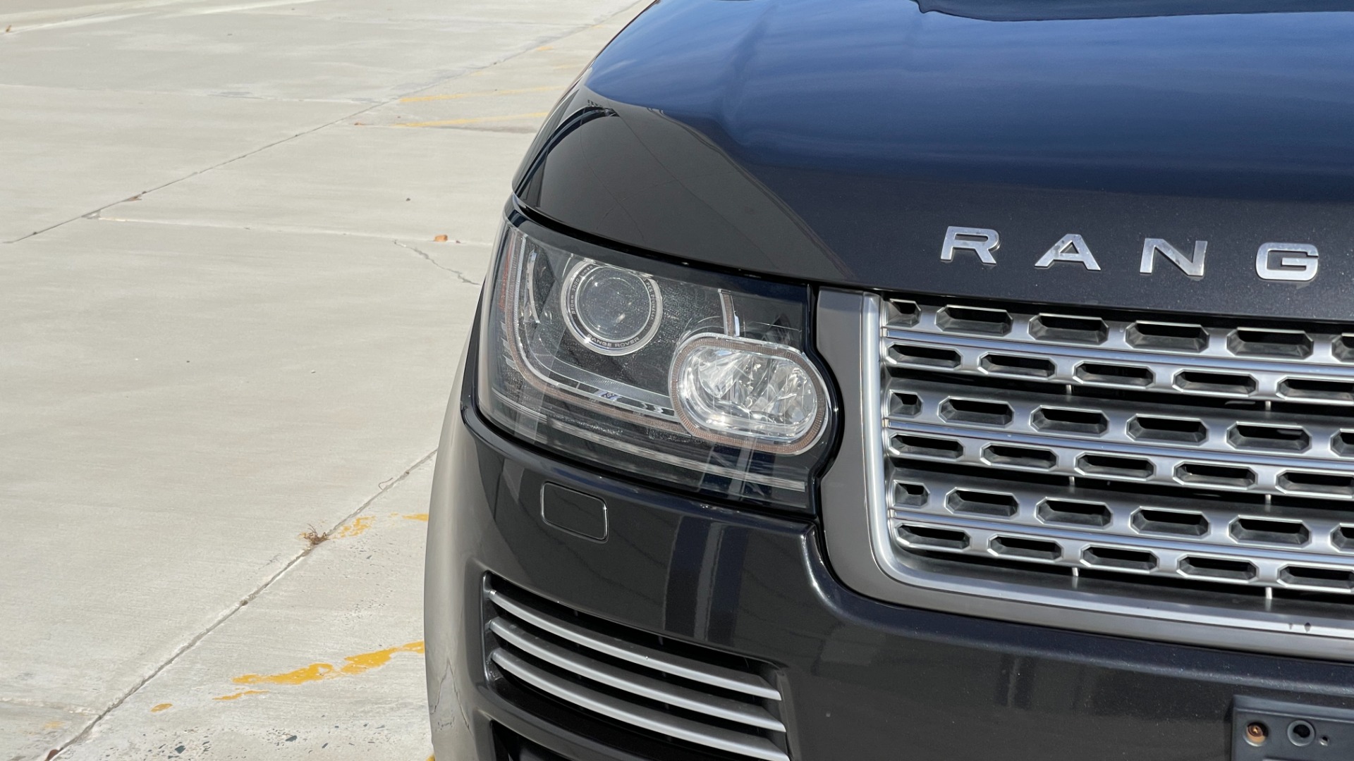 Used 2014 Land Rover Range Rover Supercharged Autobiography / 22IN WHEELS / PREMIUM PAINT / MASSAGE for sale $42,975 at Formula Imports in Charlotte NC 28227 34