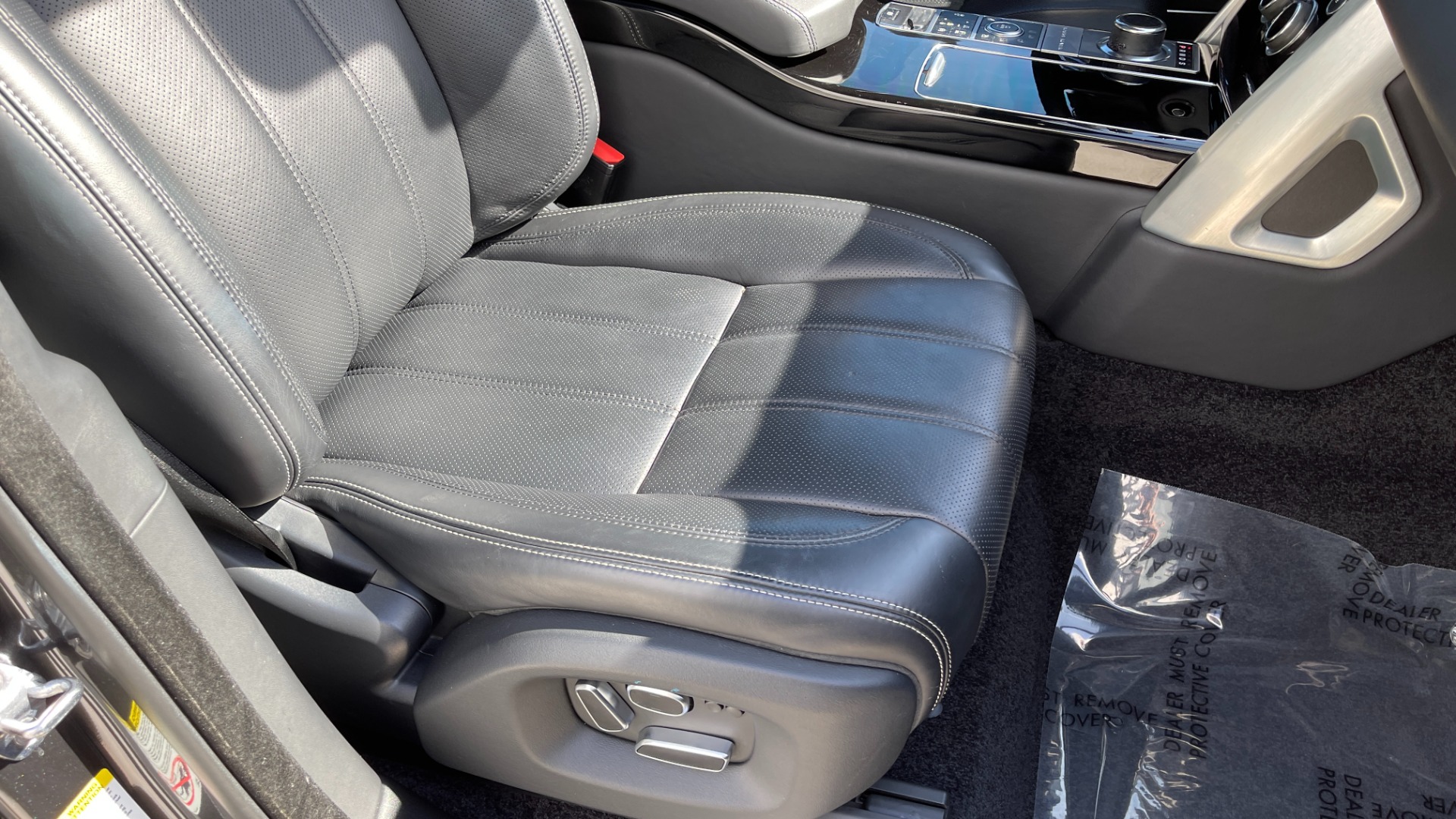Used 2014 Land Rover Range Rover Supercharged Autobiography / 22IN WHEELS / PREMIUM PAINT / MASSAGE for sale $42,975 at Formula Imports in Charlotte NC 28227 41